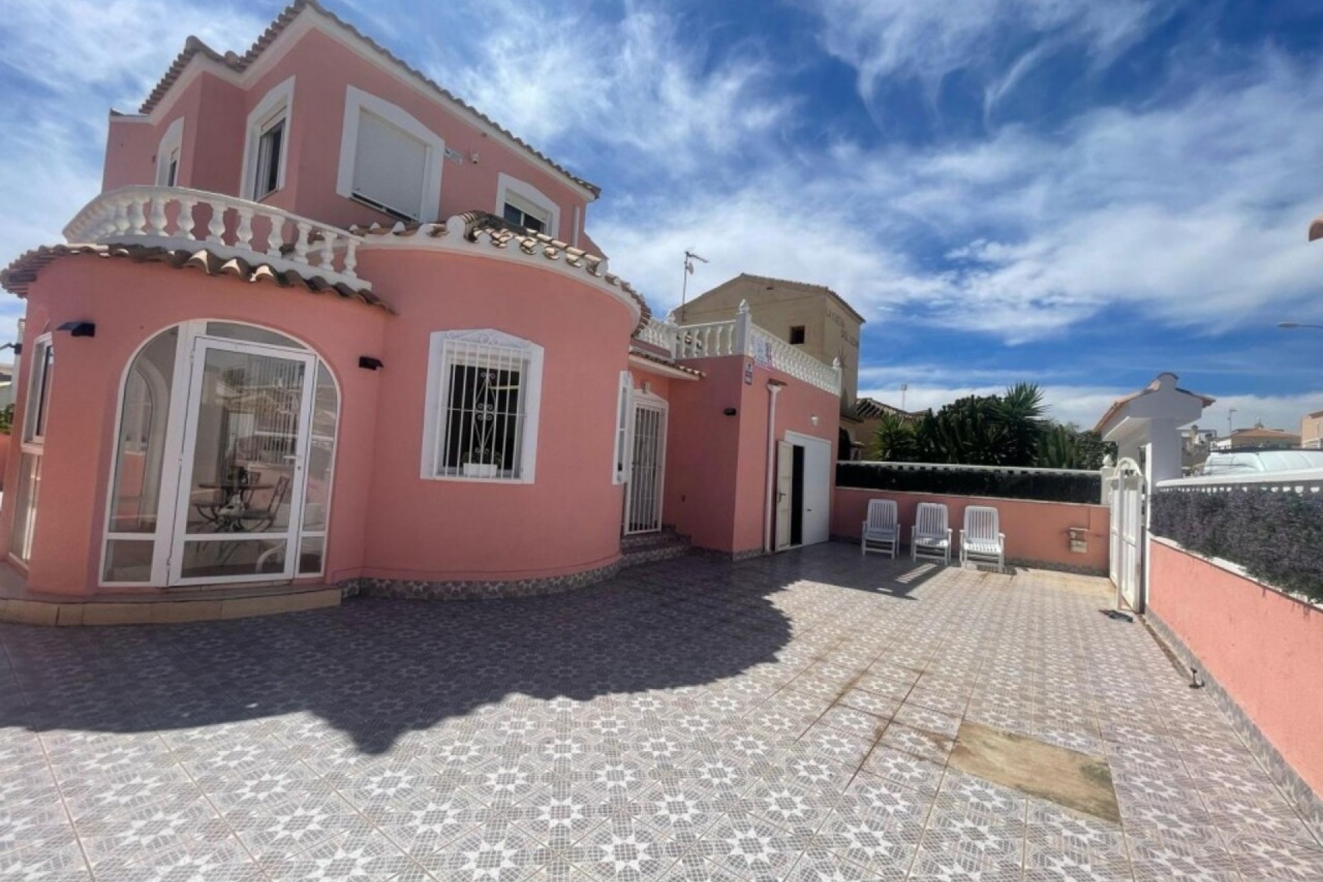 Resale - Villa -
Playa Flamenca - Costa Blanca