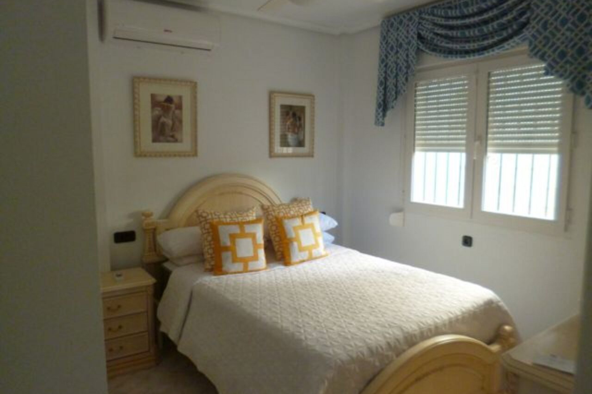 Resale - Villa -
Playa Flamenca - Costa Blanca