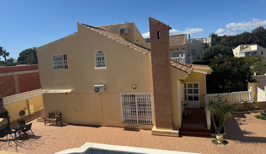 Resale - Villa -
Playa Flamenca - Costa Blanca