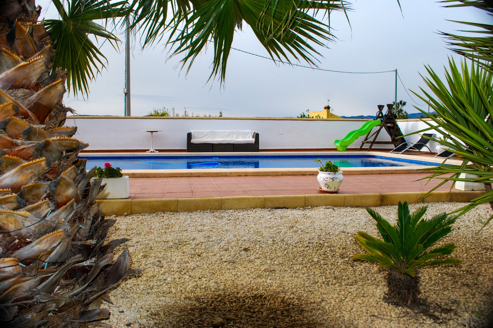 Resale - Villa -
Pliego - Inland