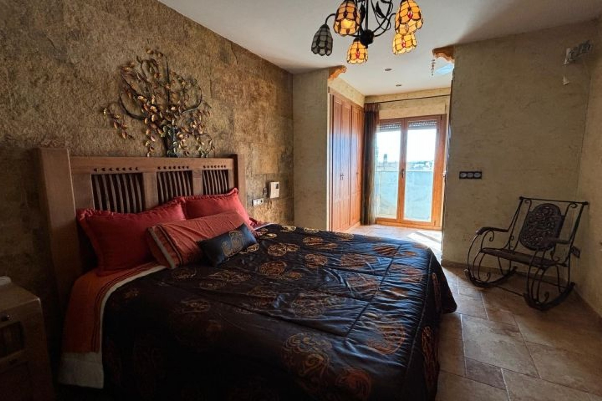 Resale - Villa -
Redován - Inland