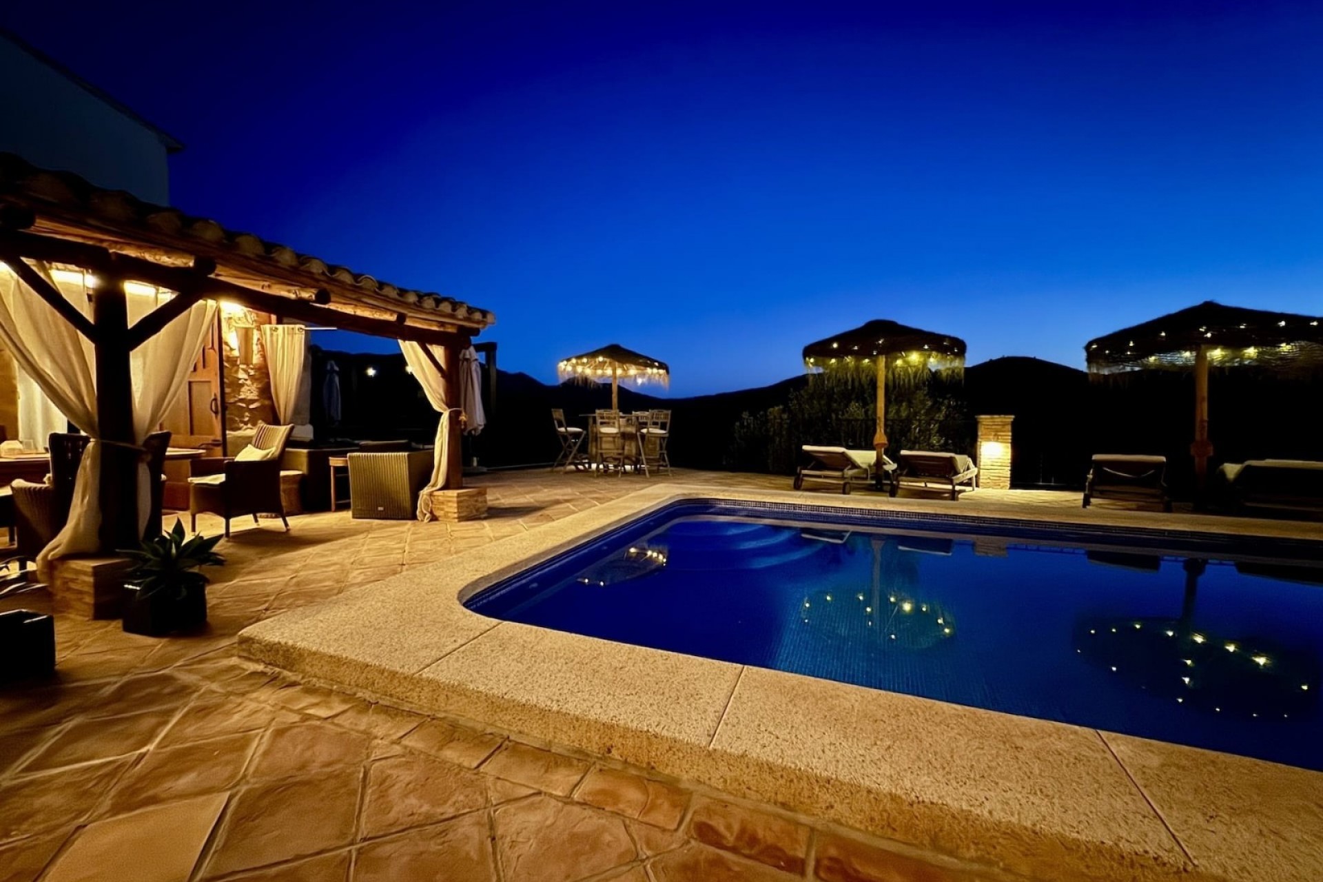 Resale - Villa -
Relleu - Inland