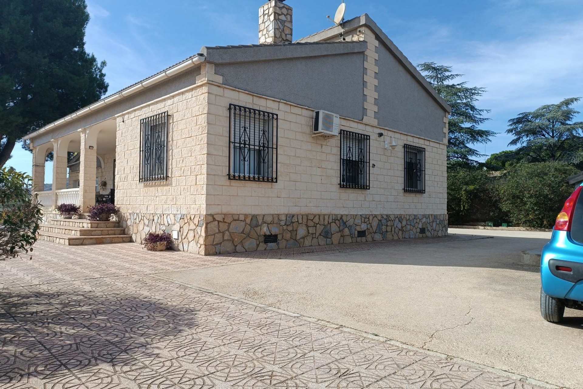Resale - Villa -
Revuelta de Yecla - Inland