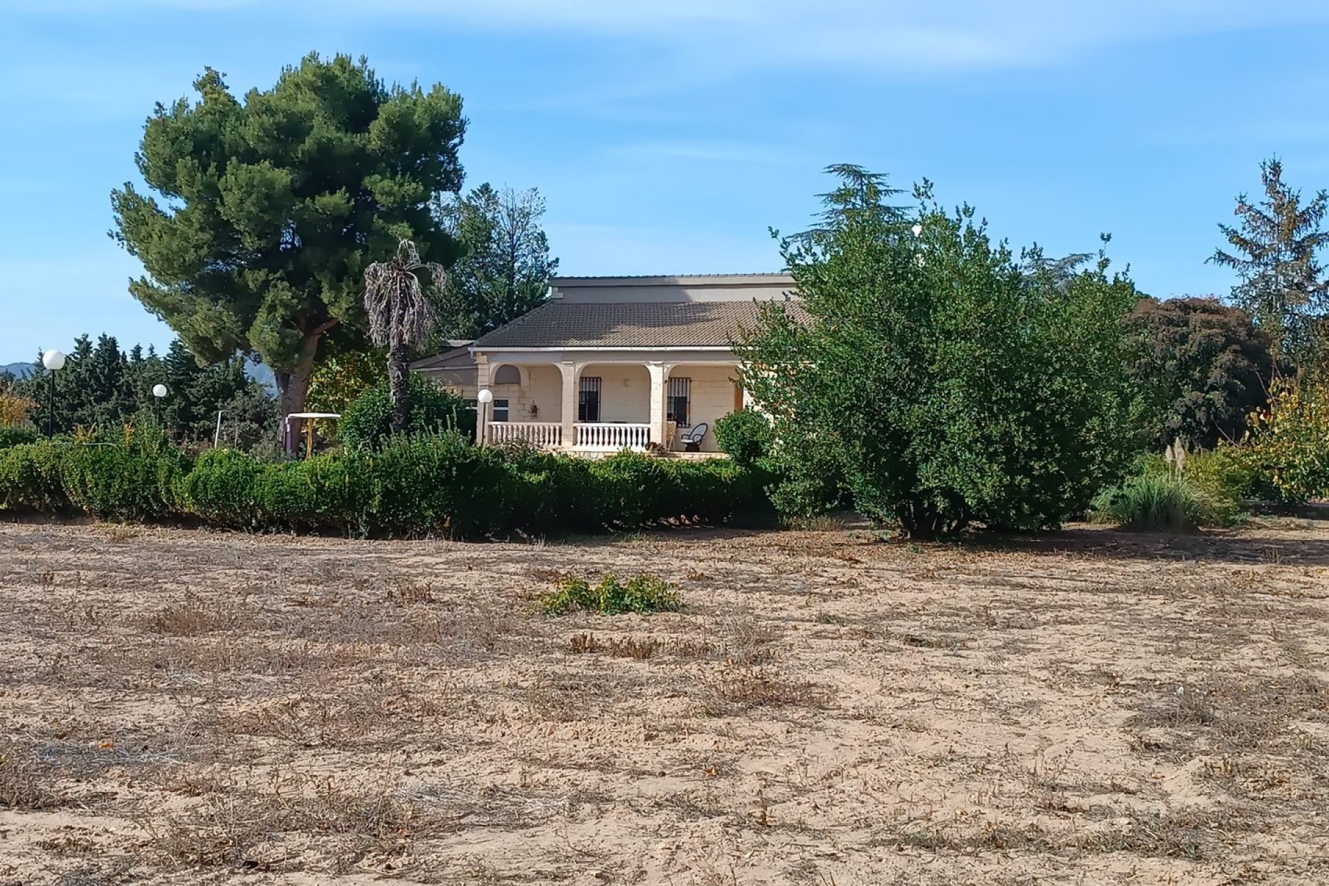 Resale - Villa -
Revuelta de Yecla - Inland