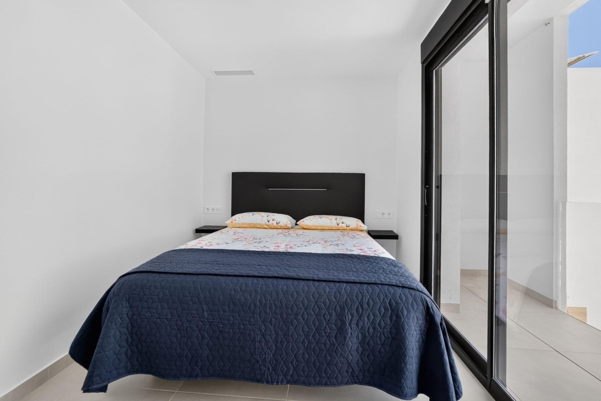 Resale - Villa -
Rojales - Benimar