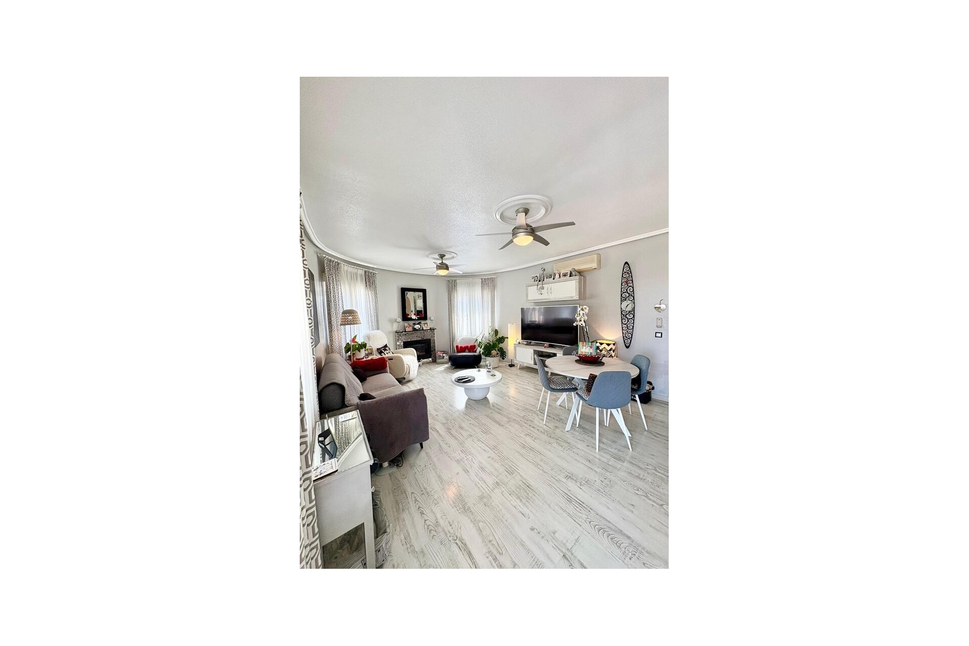 Resale - Villa -
Rojales - Costa Blanca