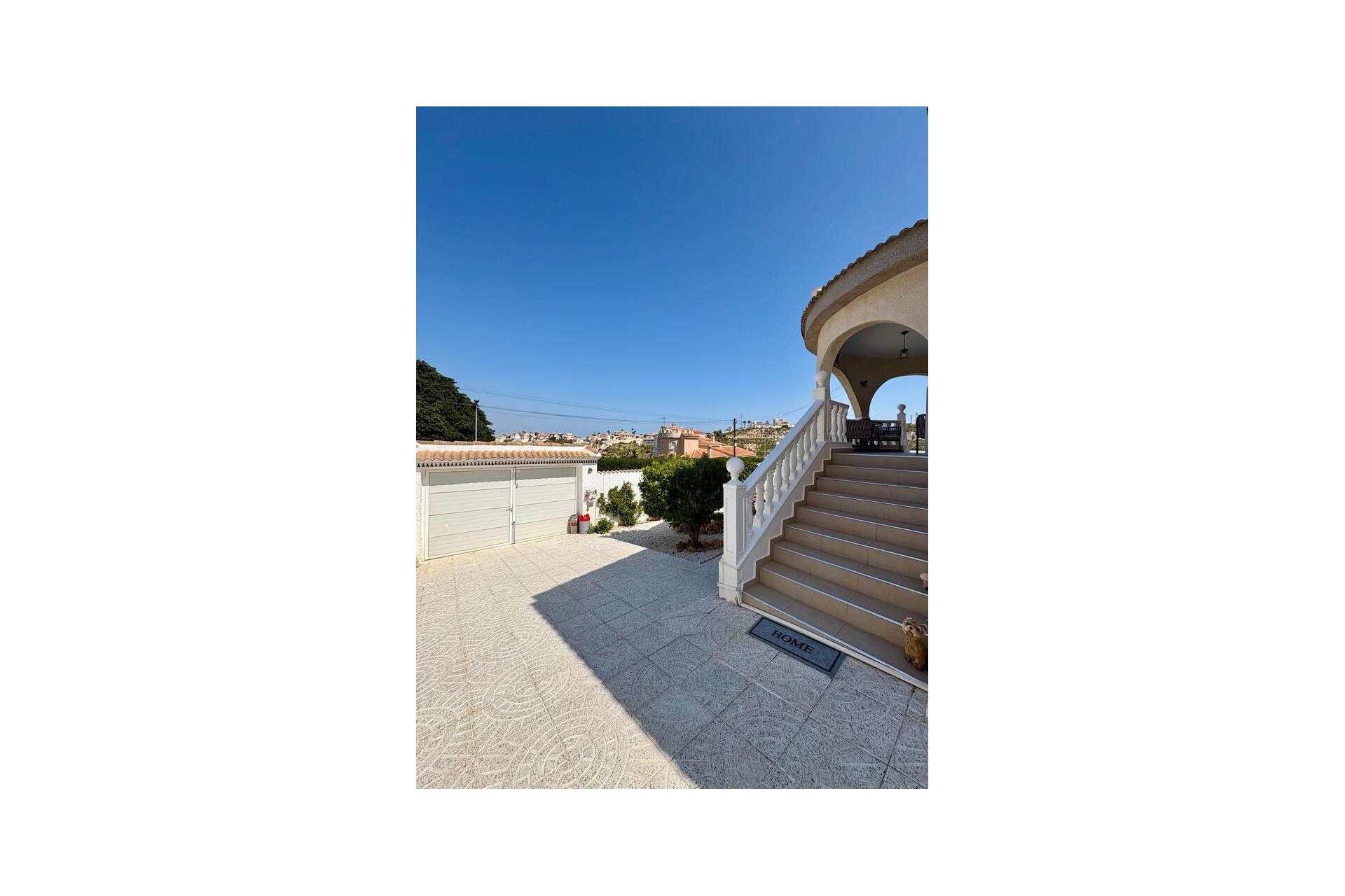 Resale - Villa -
Rojales - Costa Blanca