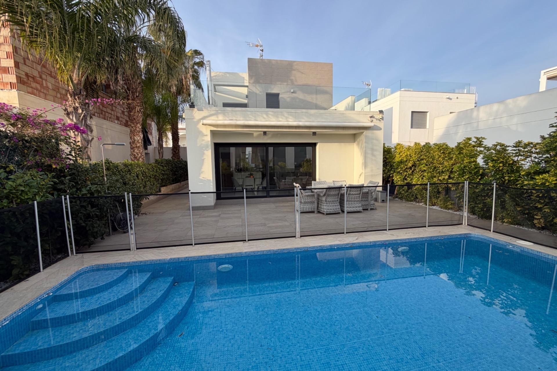 Resale - Villa -
Rojales - Cuidad Quesada