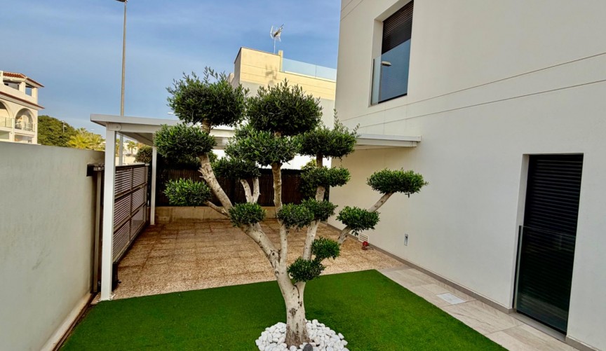 Resale - Villa -
Rojales - Cuidad Quesada