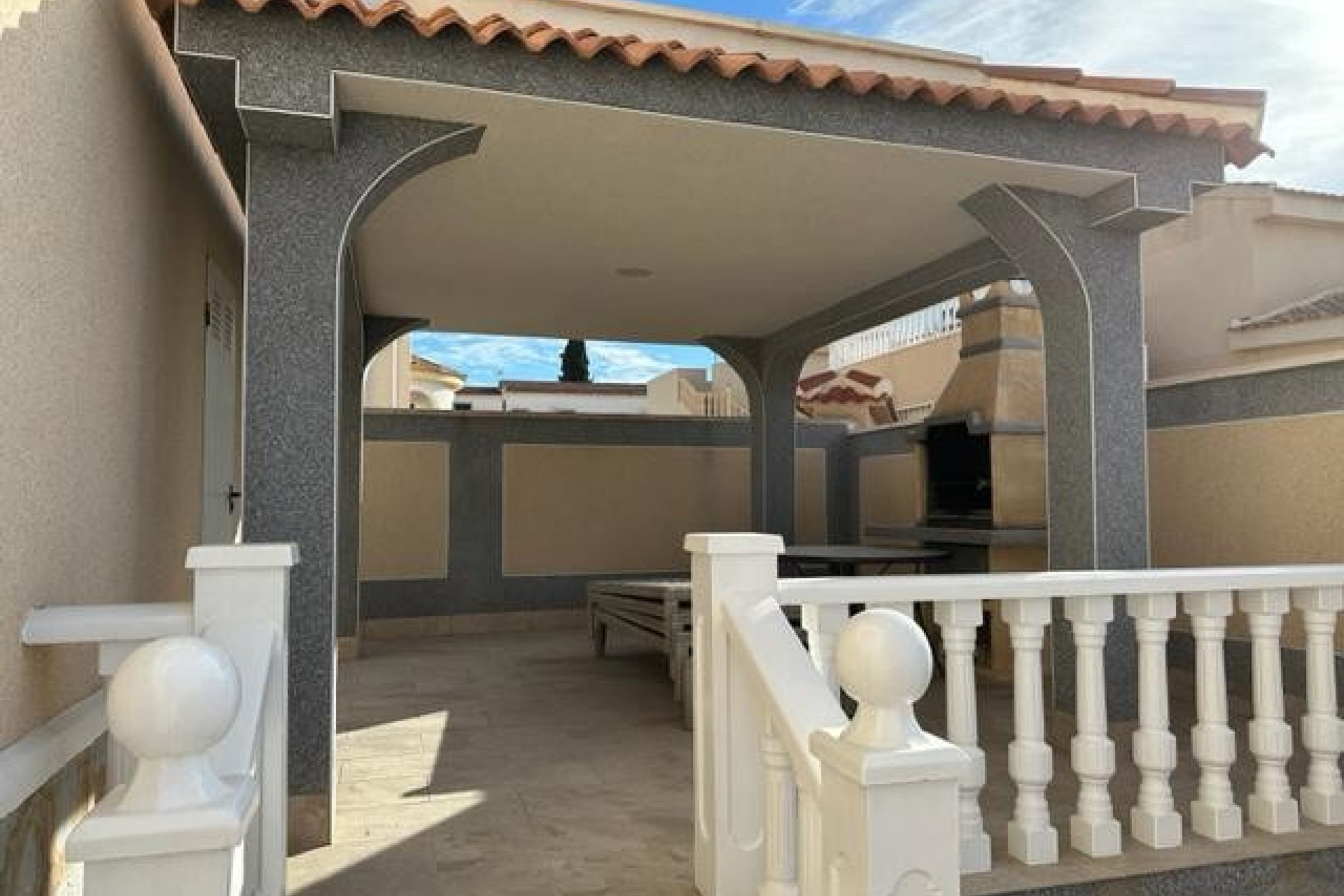 Resale - Villa -
Rojales - Inland