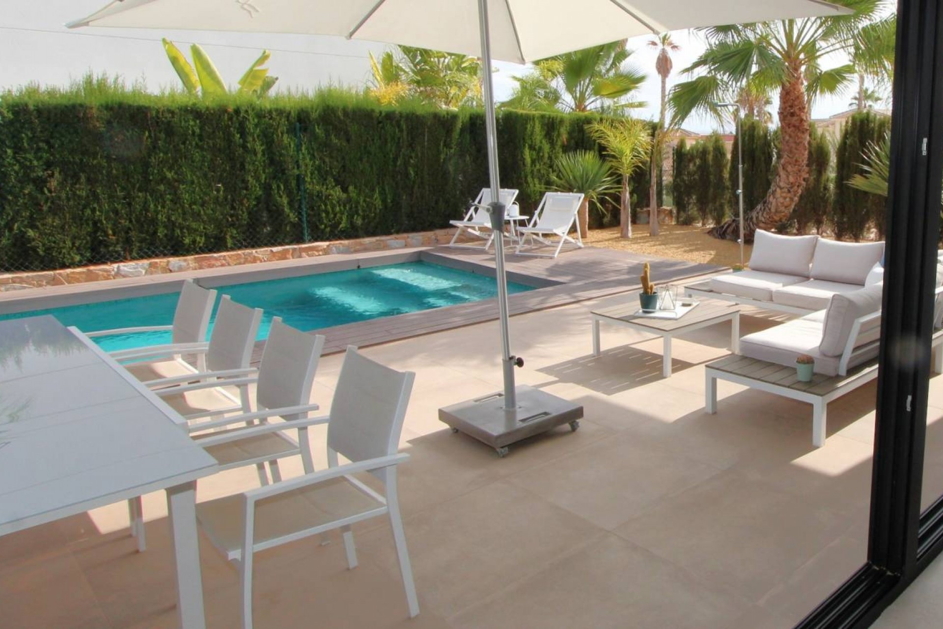 Resale - Villa -
Rojales - Inland