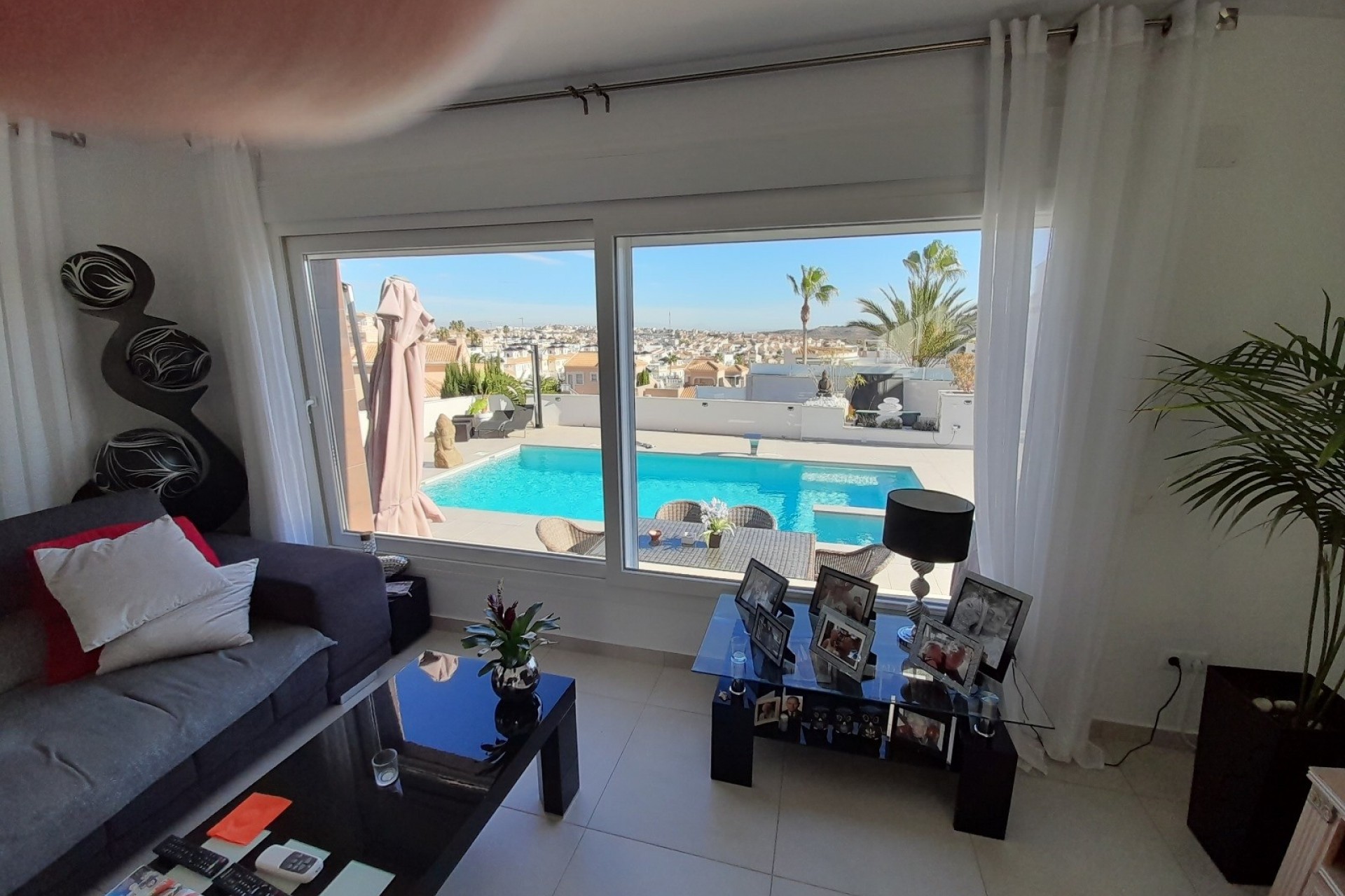 Resale - Villa -
Rojales - Inland