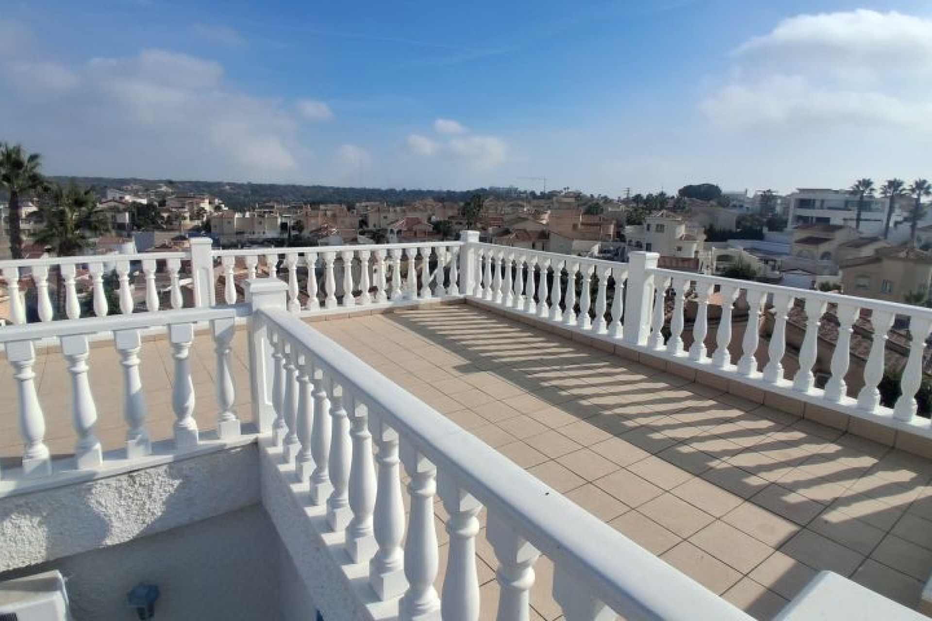 Resale - Villa -
Rojales - Inland