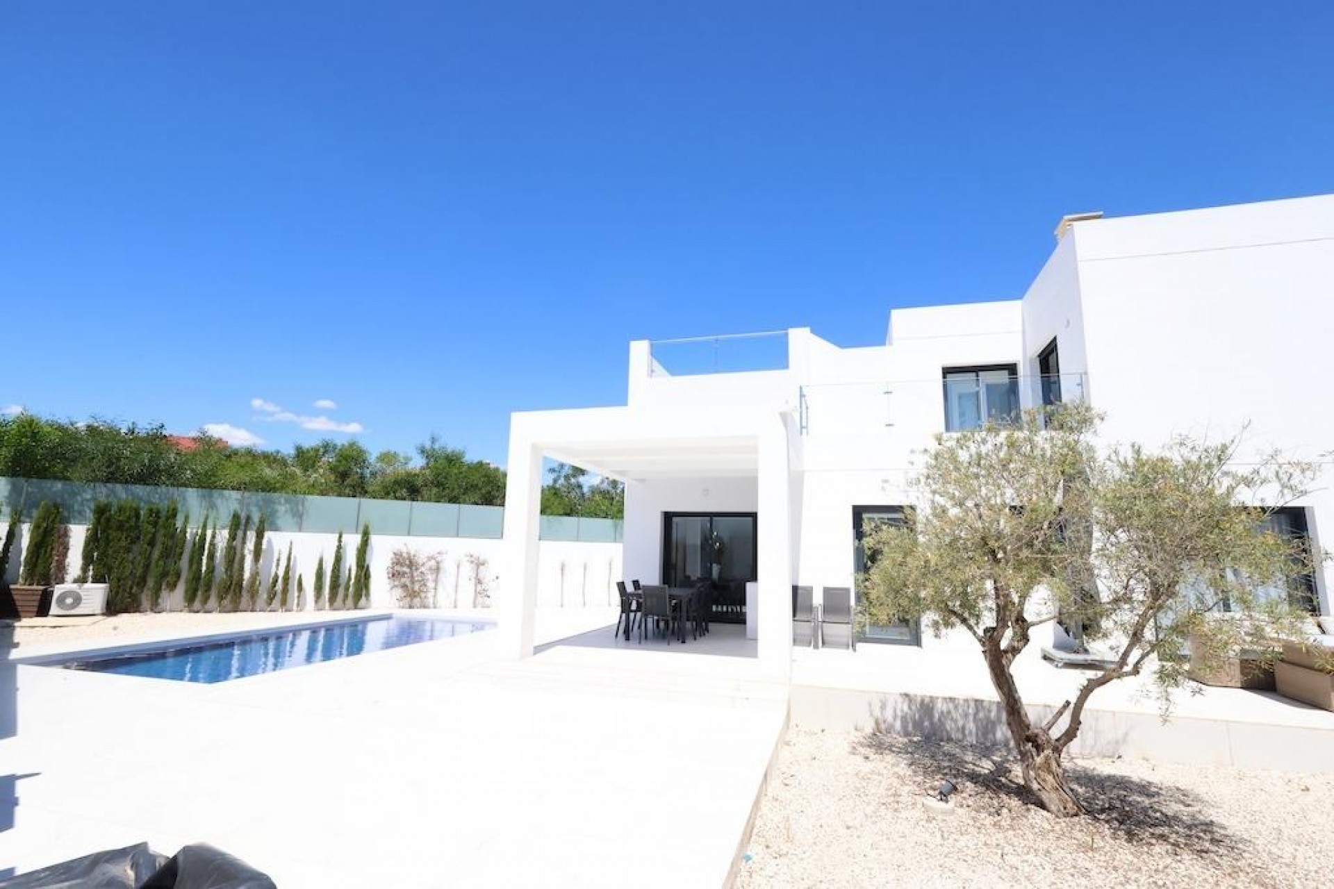 Resale - Villa -
Rojales - Inland