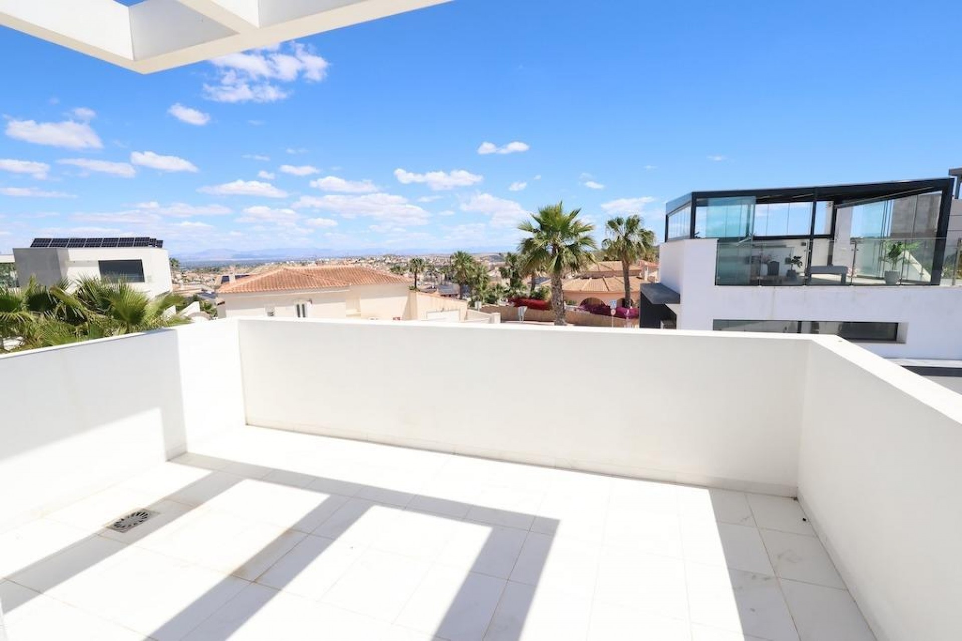 Resale - Villa -
Rojales - Inland