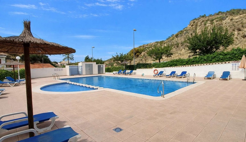 Resale - Villa -
Rojales - Inland