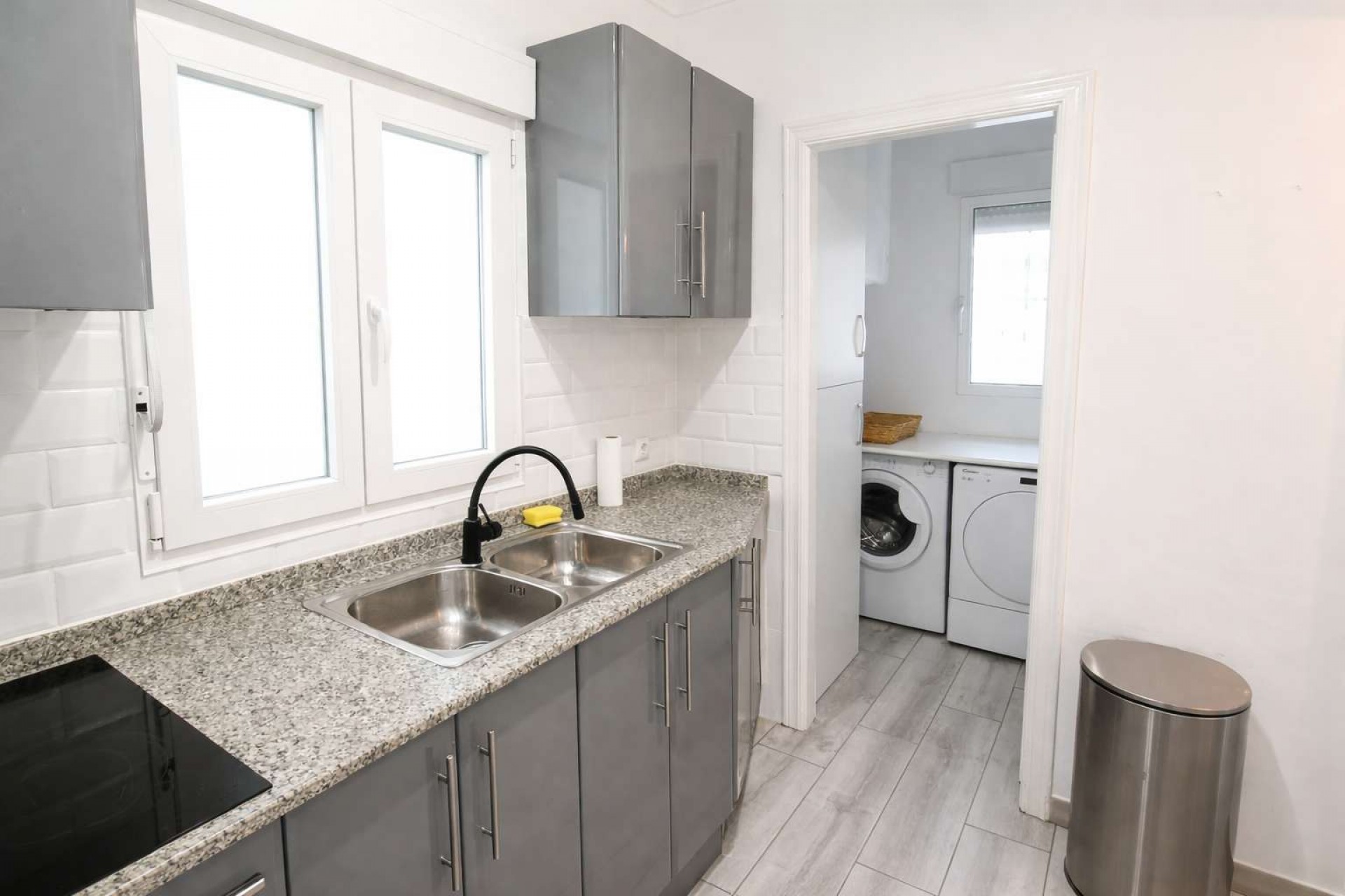Resale - Villa -
Rojales - Inland