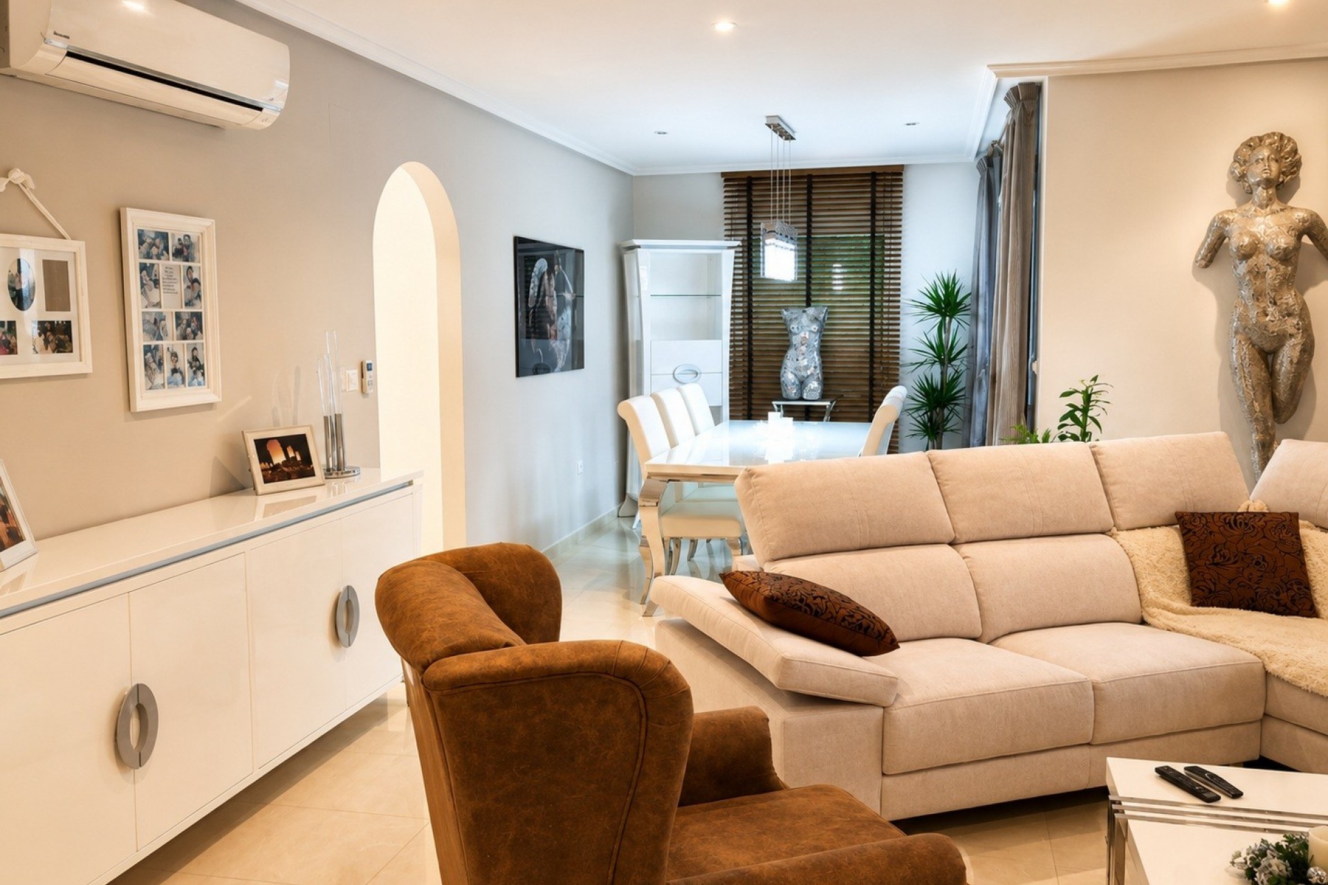 Resale - Villa -
Rojales - Inland