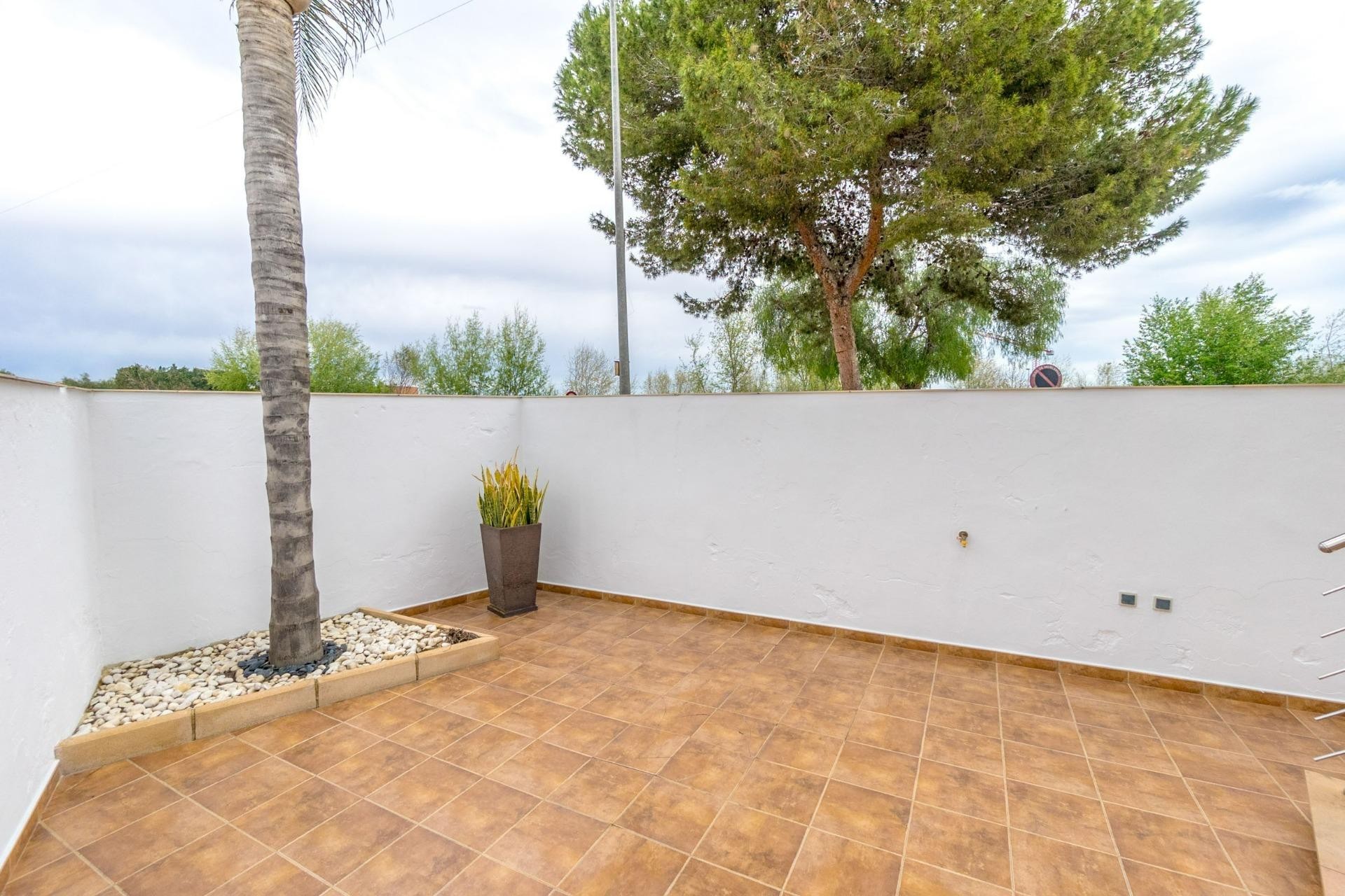 Resale - Villa -
Rojales