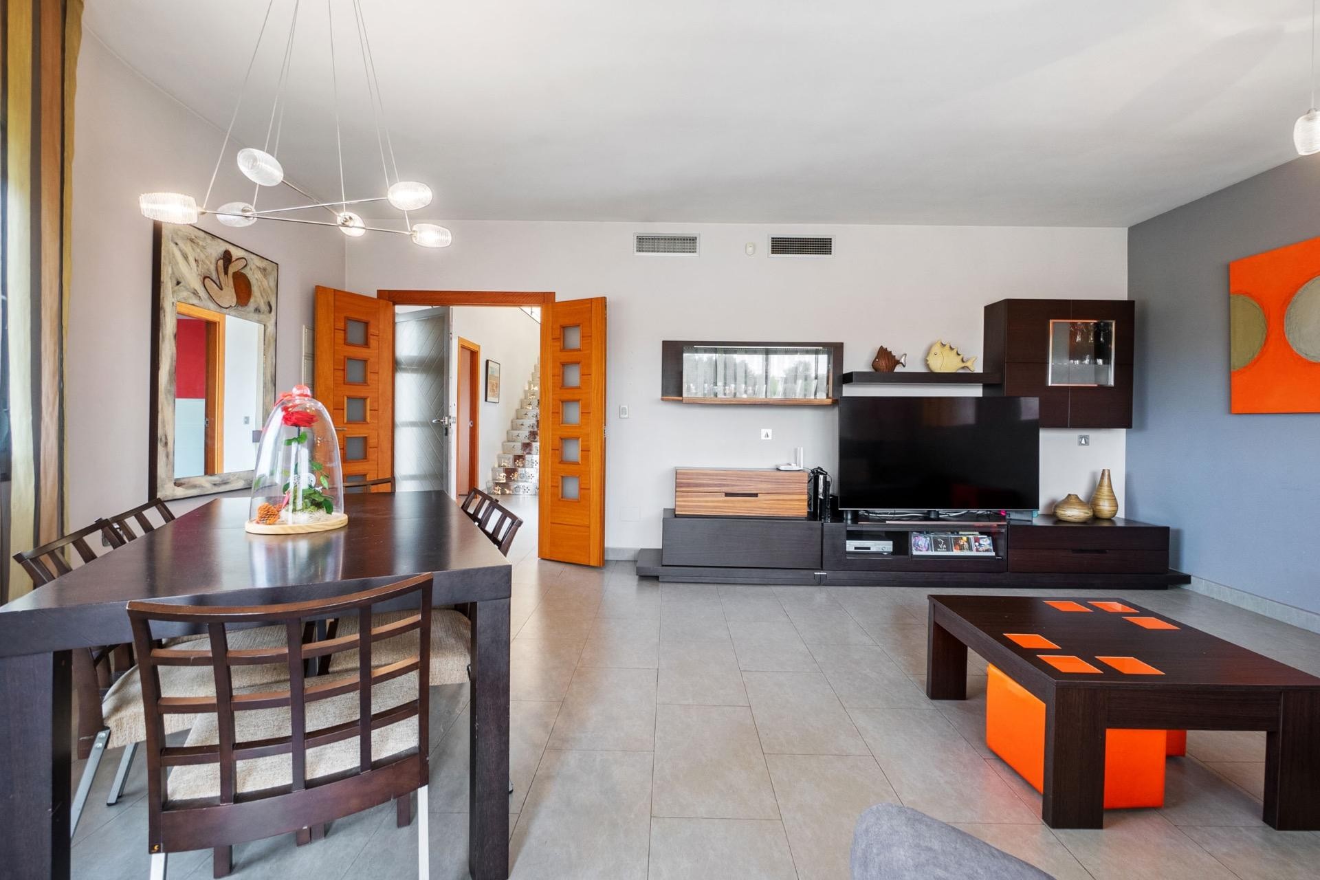 Resale - Villa -
Rojales