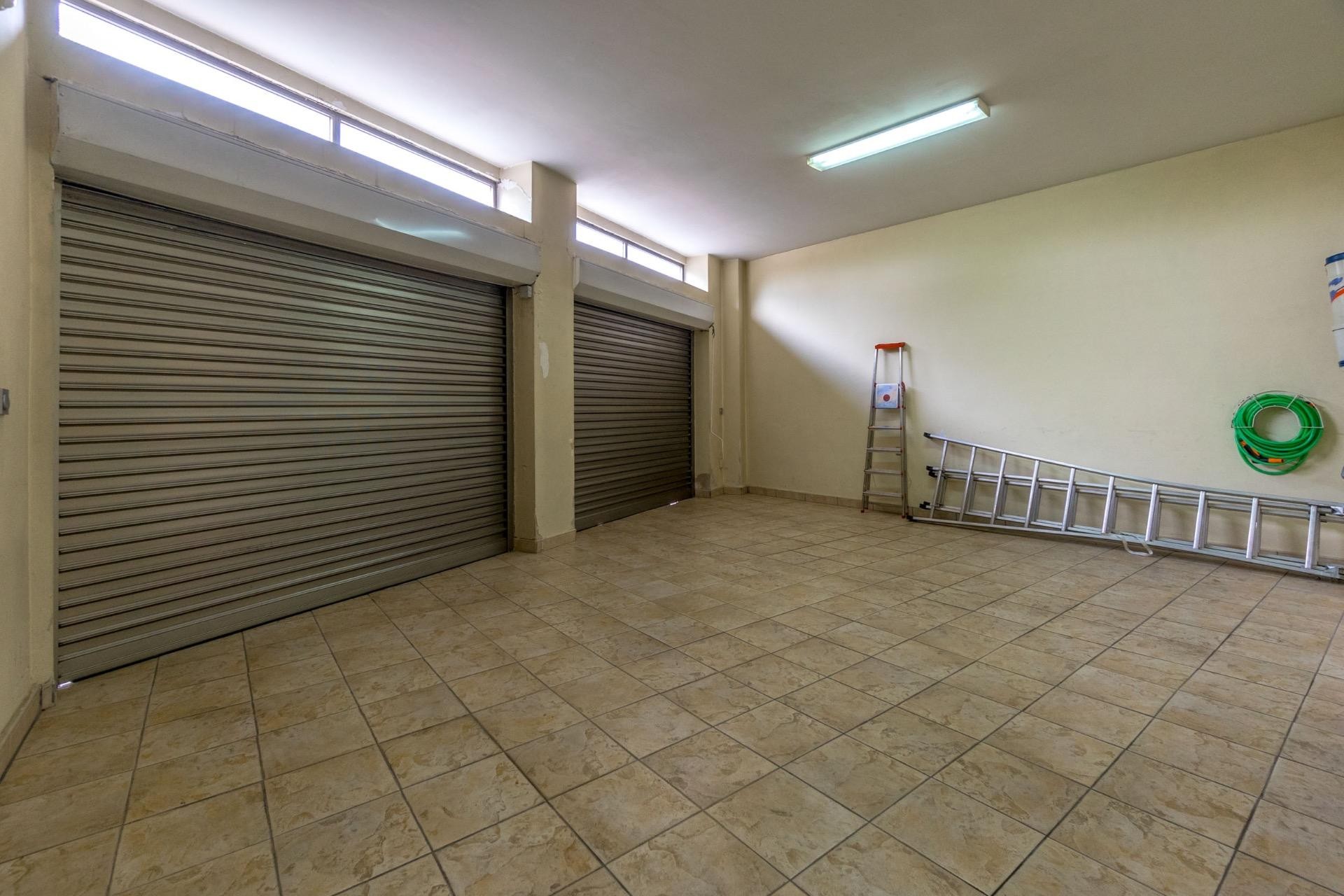 Resale - Villa -
Rojales