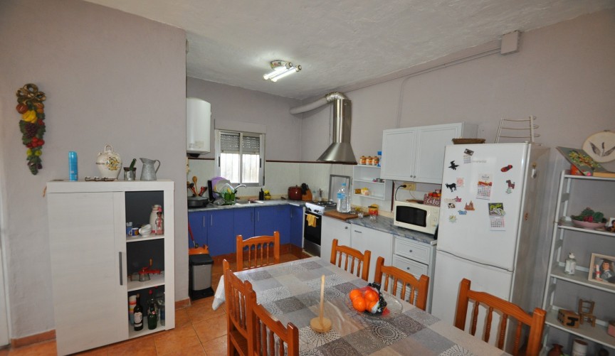 Resale - Villa -
Salinas - Inland