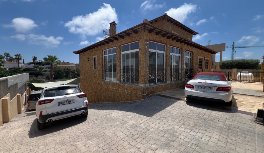 Resale - Villa -
San Fulgencio - Costa Blanca