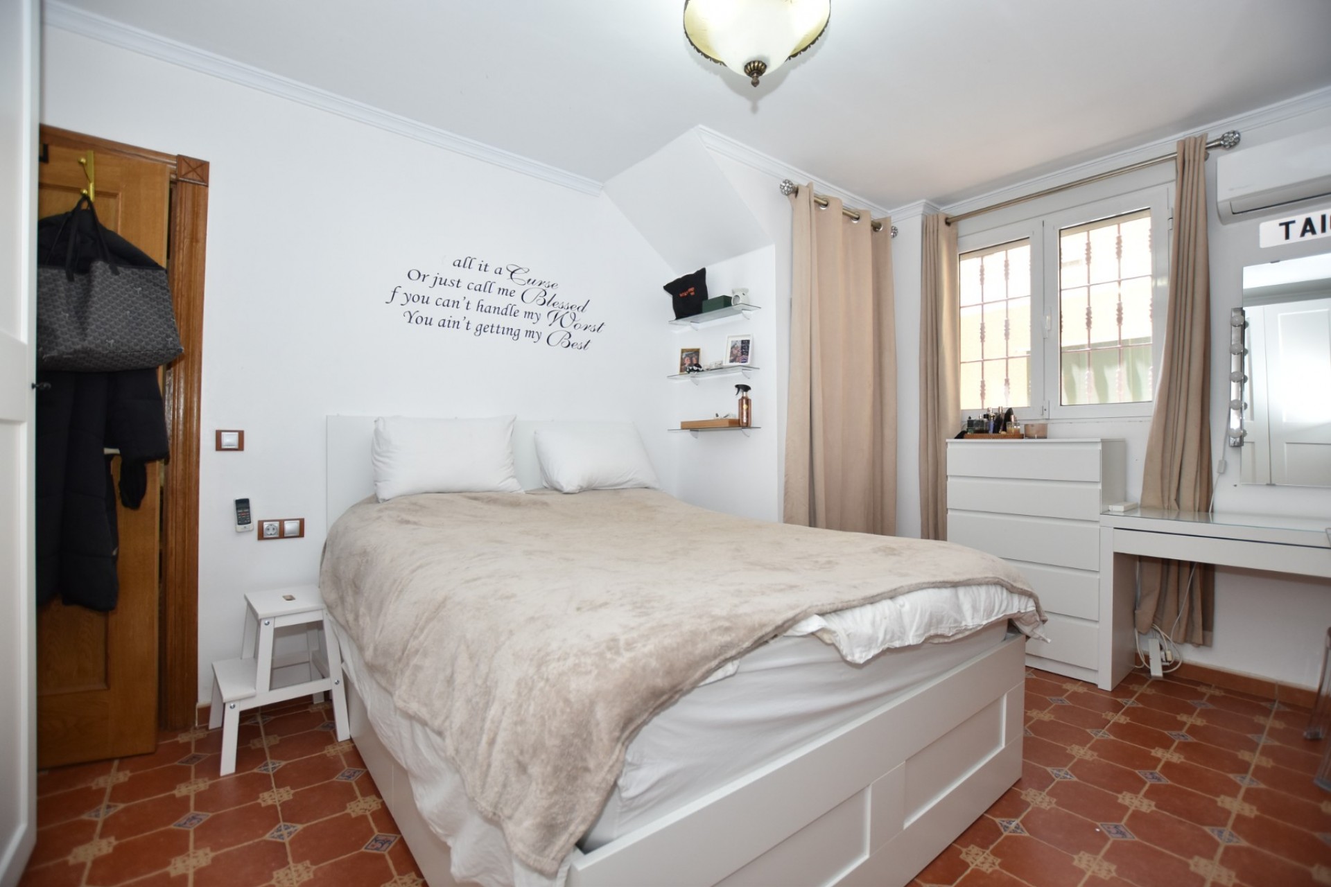 Resale - Villa -
San Fulgencio - Costa Blanca