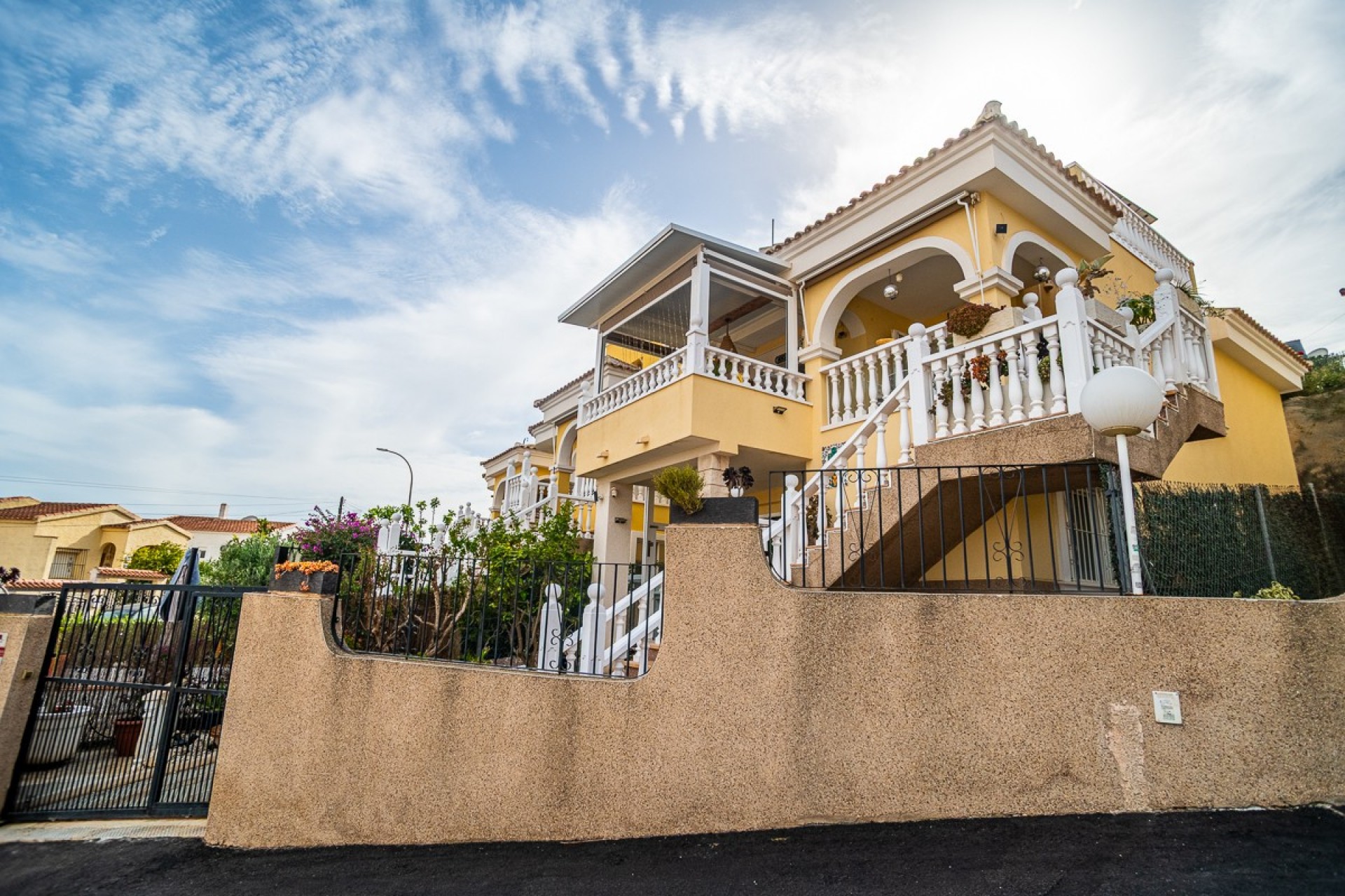 Resale - Villa -
San Fulgencio - Costa Blanca
