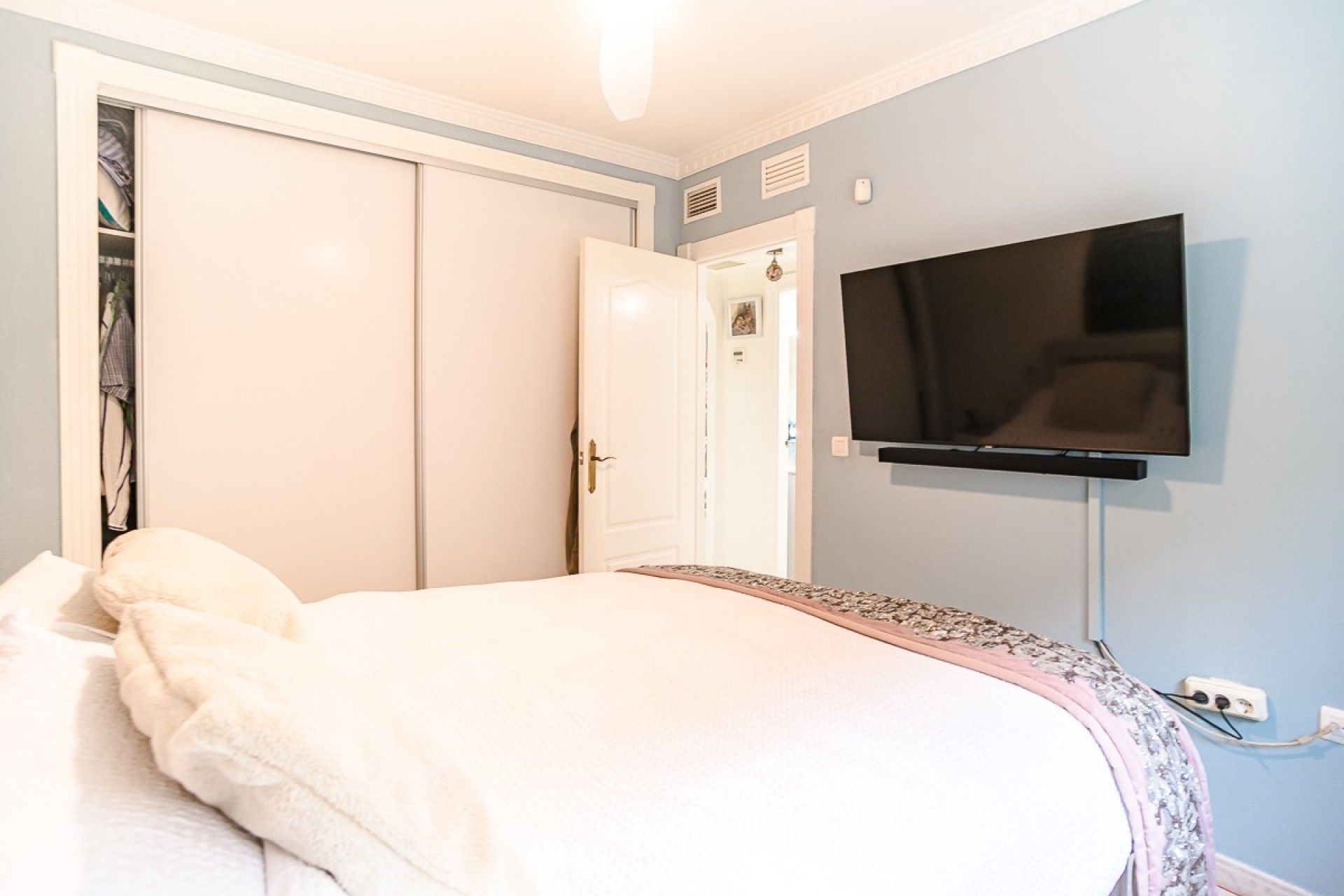 Resale - Villa -
San Fulgencio - Costa Blanca
