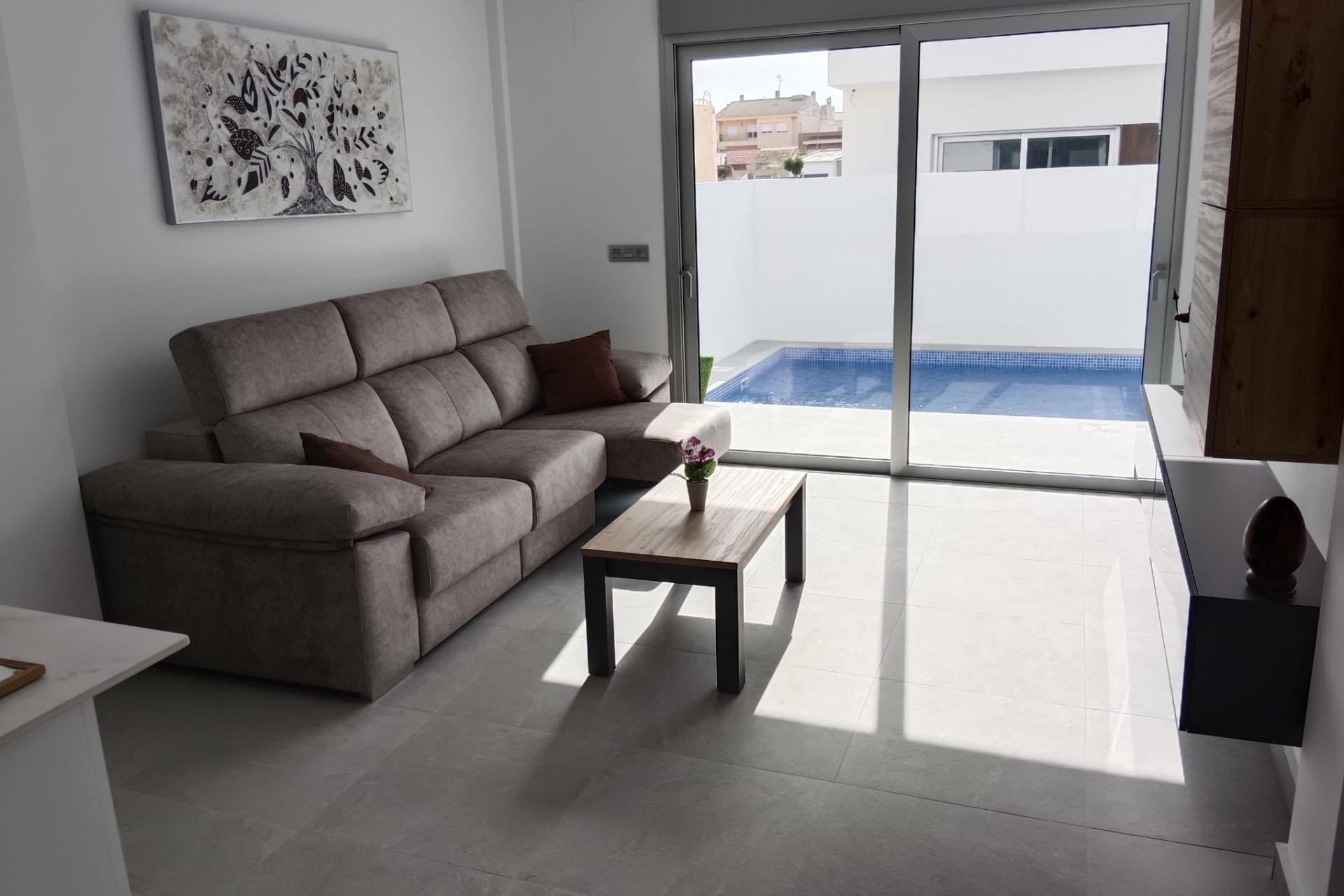 Resale - Villa -
San Fulgencio - Pueblo