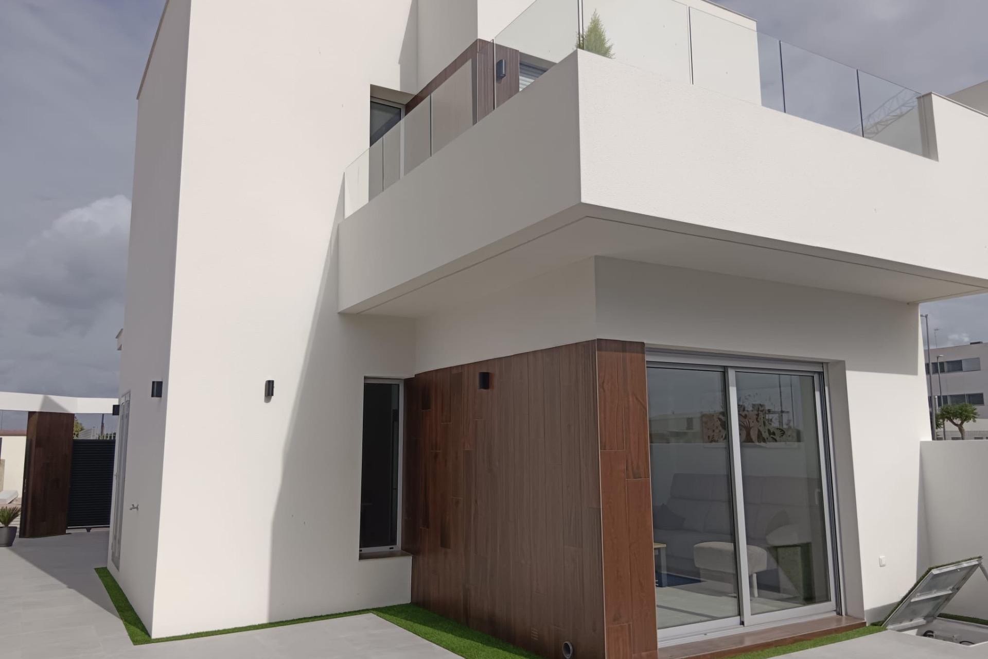 Resale - Villa -
San Fulgencio - Pueblo