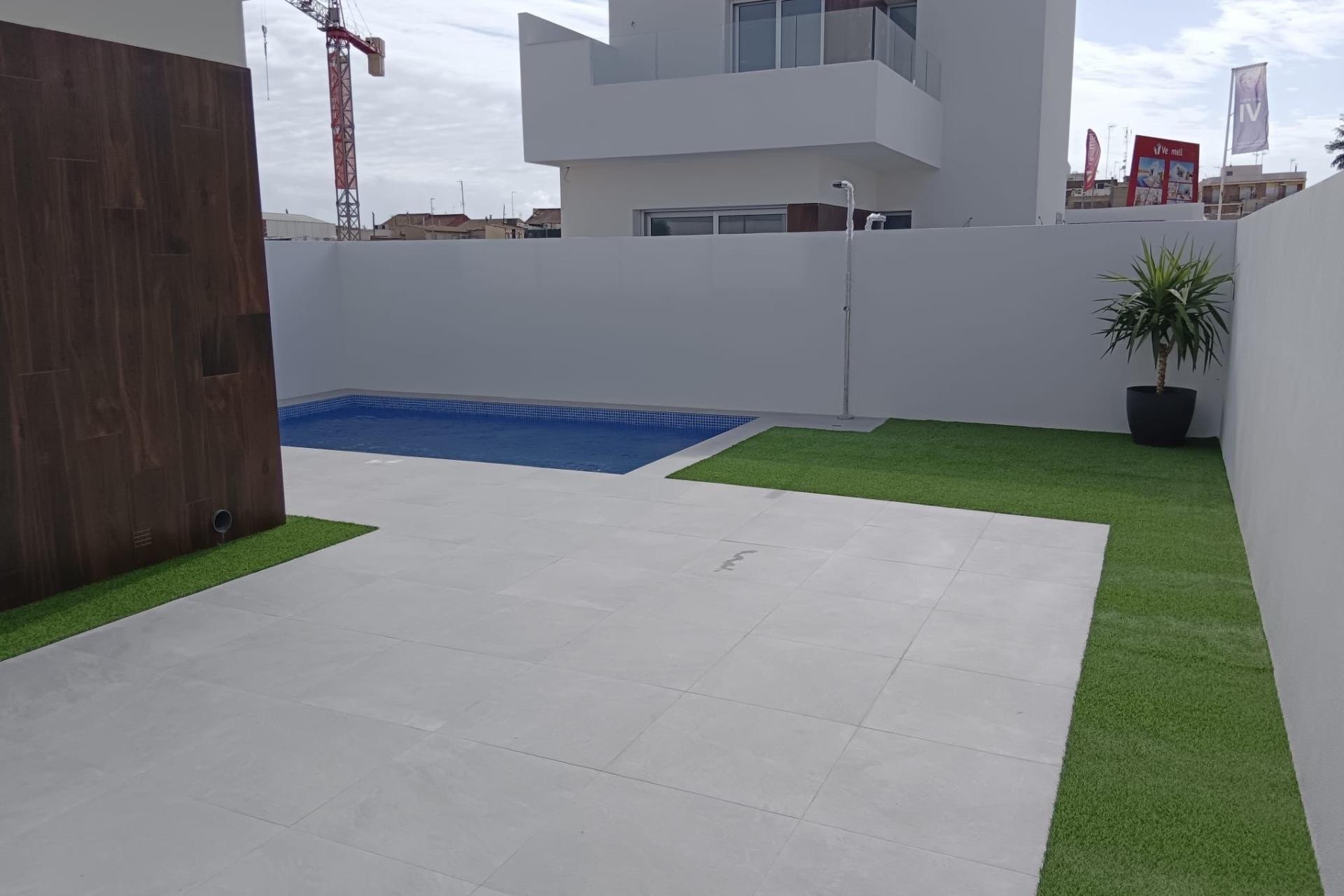 Resale - Villa -
San Fulgencio - Pueblo