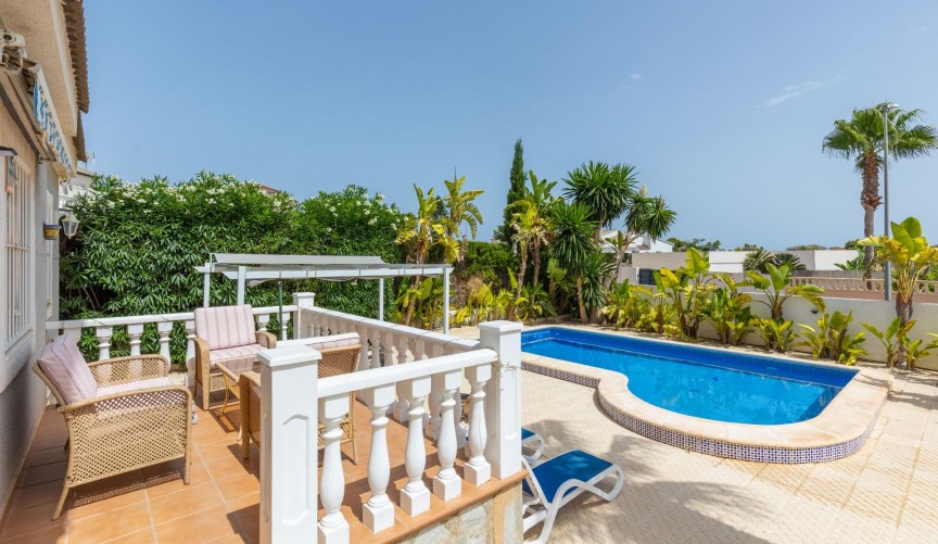 Resale - Villa -
San Fulgencio