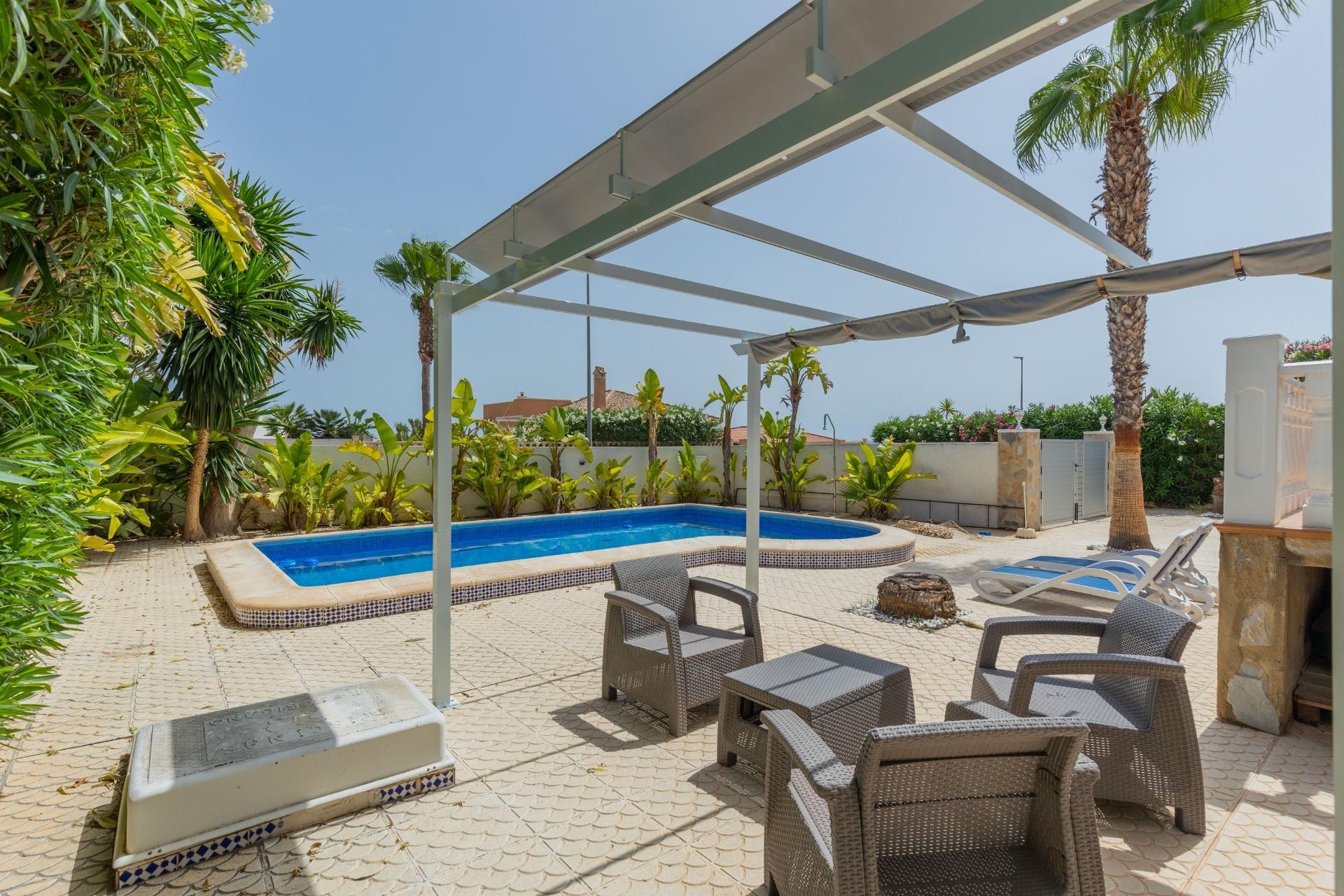 Resale - Villa -
San Fulgencio