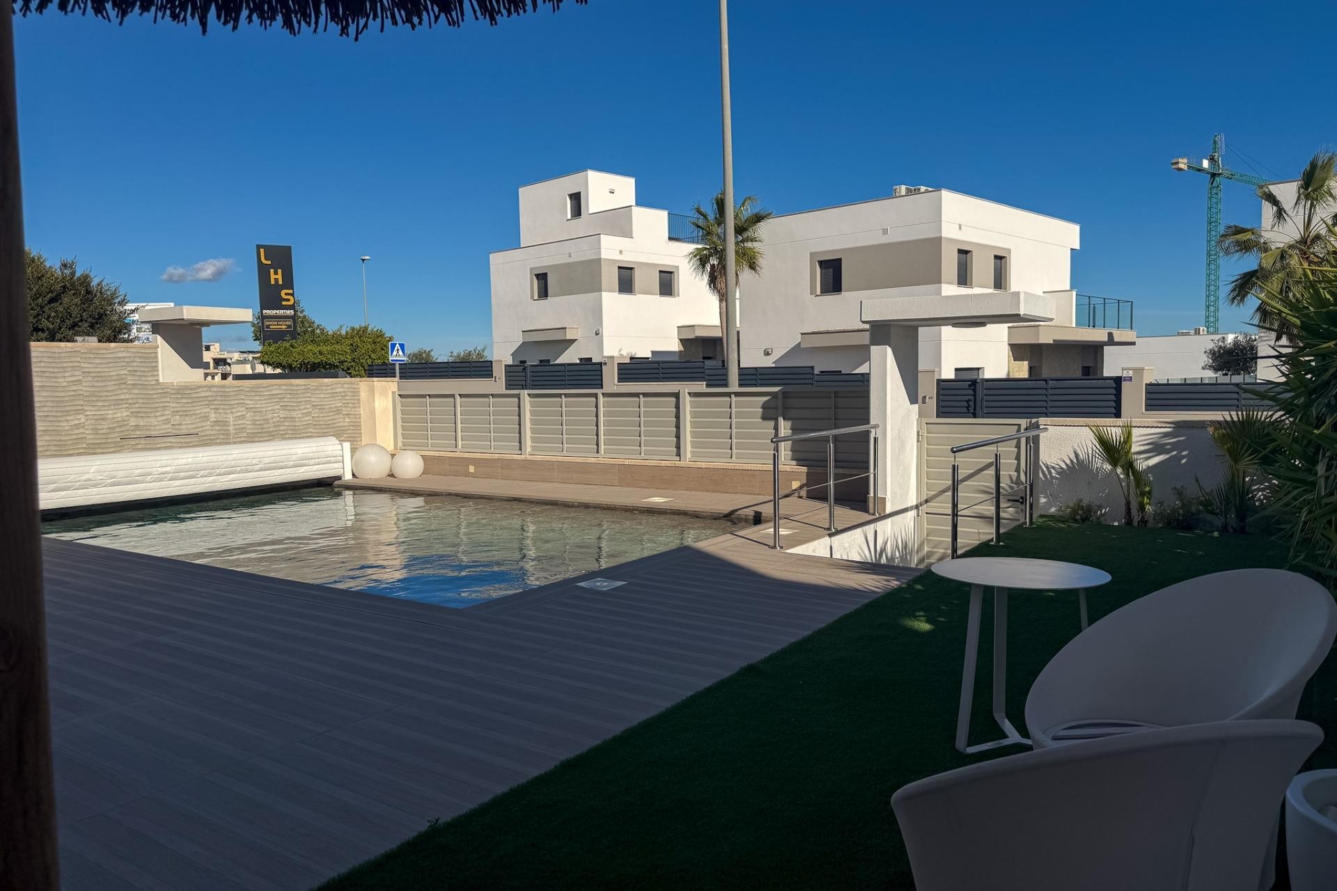 Resale - Villa -
San Miguel de Salinas - Bellavista