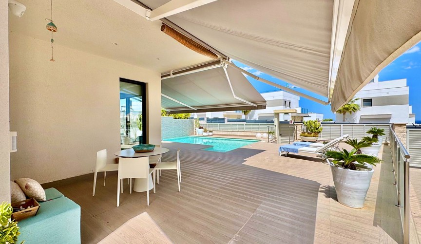 Resale - Villa -
San Miguel de Salinas - Bellavista
