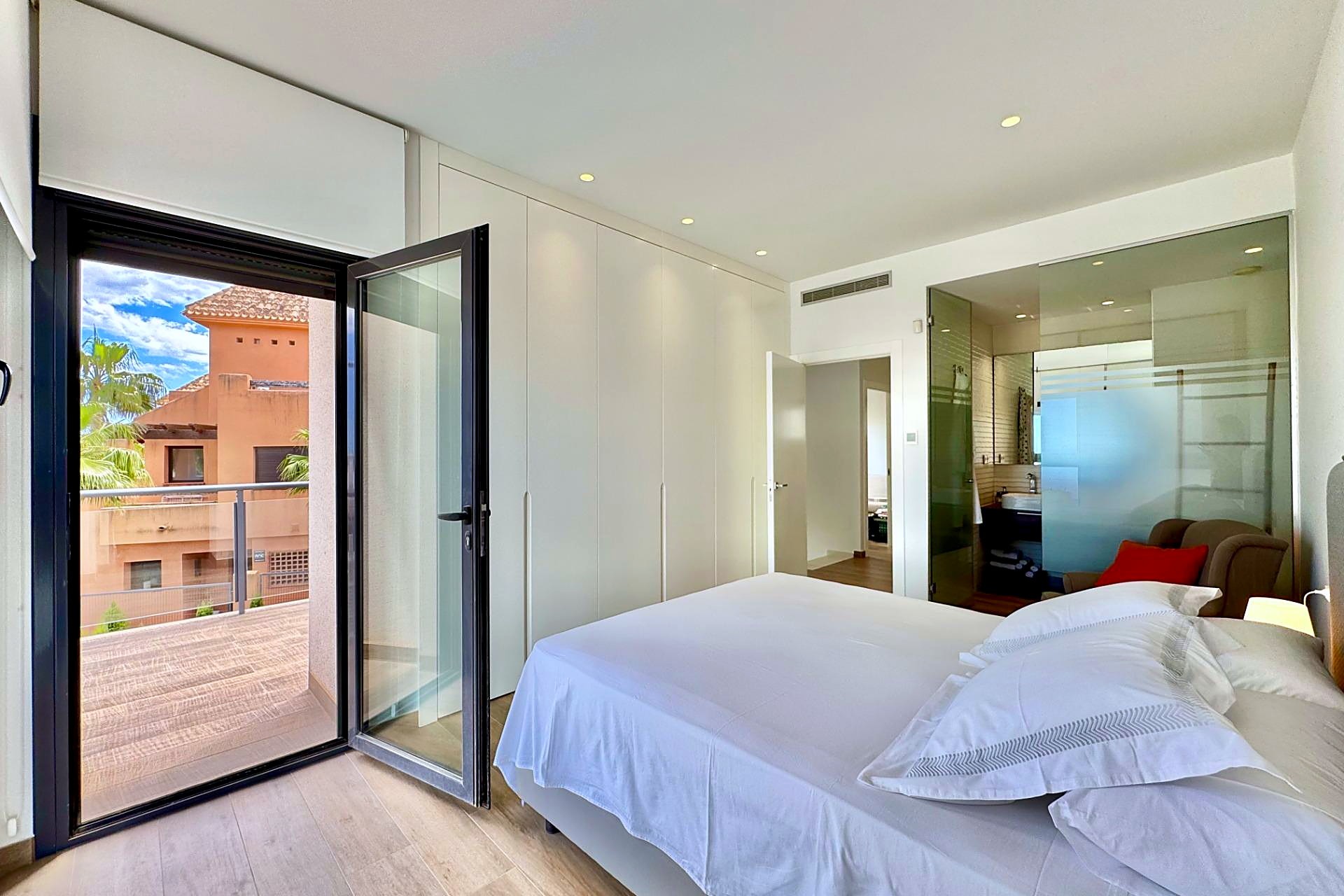 Resale - Villa -
San Miguel de Salinas - Bellavista