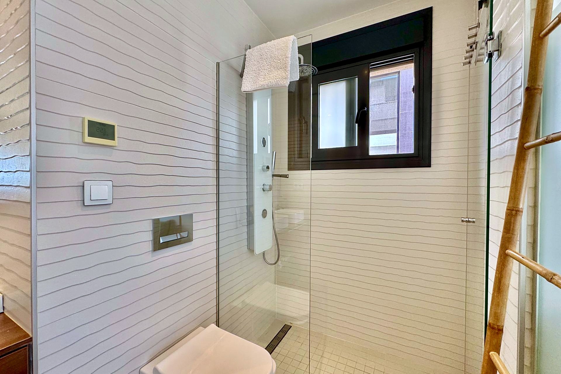Resale - Villa -
San Miguel de Salinas - Bellavista