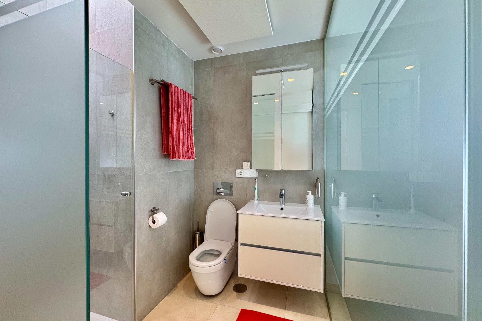 Resale - Villa -
San Miguel de Salinas - Bellavista