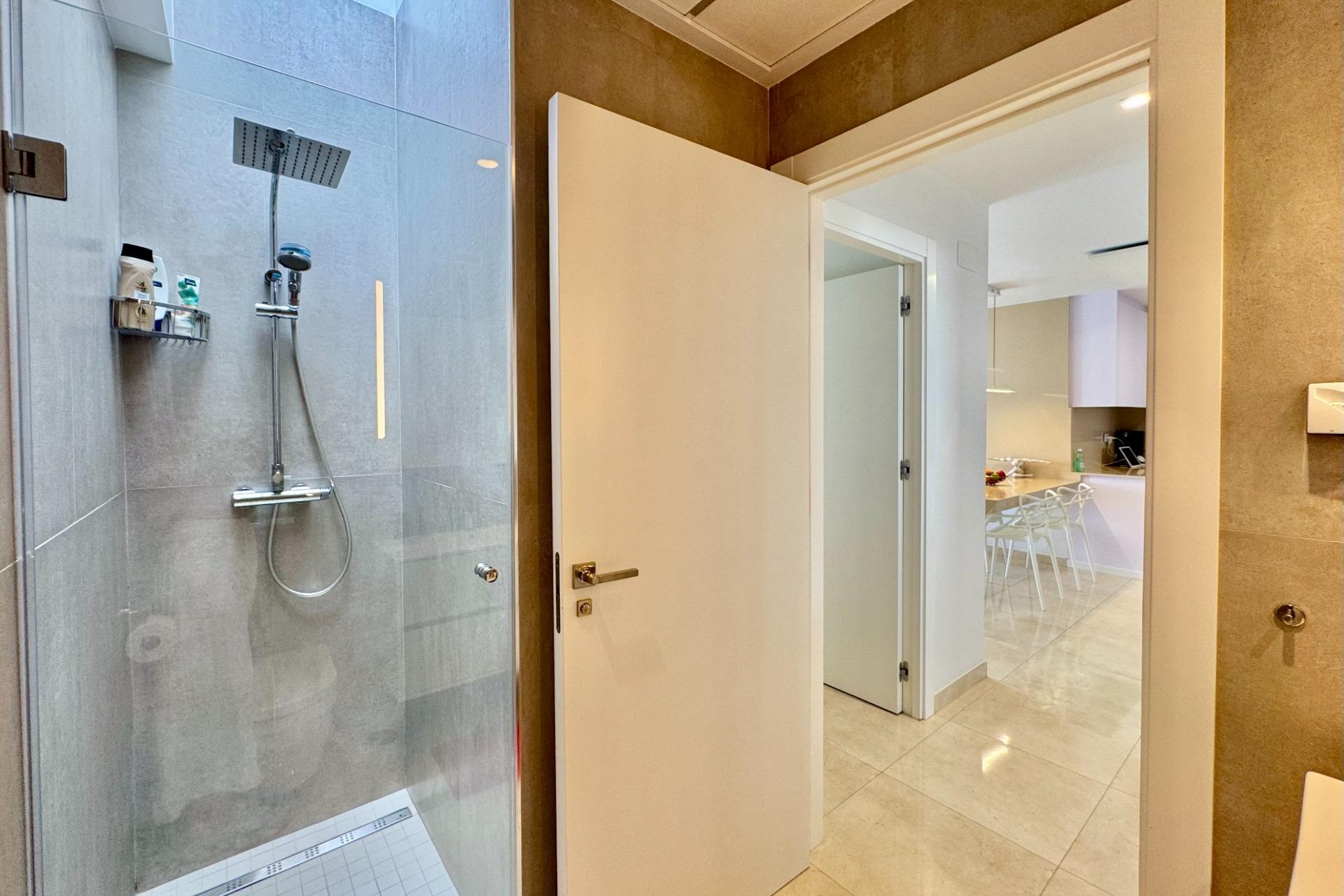 Resale - Villa -
San Miguel de Salinas - Bellavista