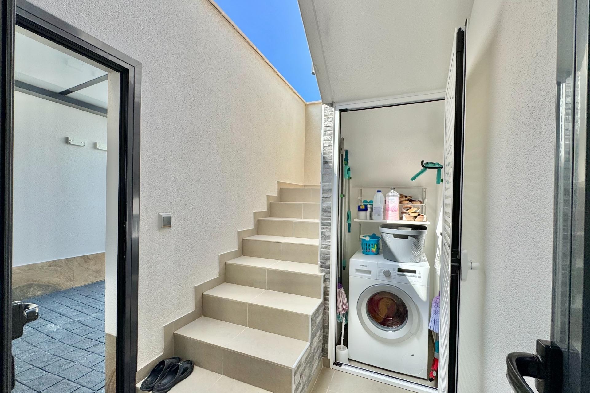 Resale - Villa -
San Miguel de Salinas - Bellavista