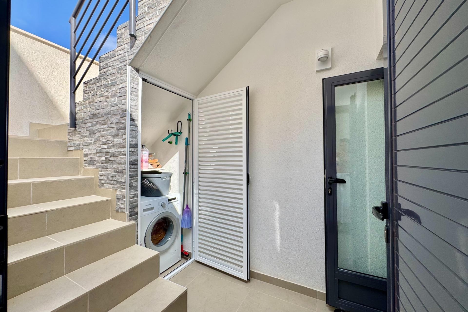 Resale - Villa -
San Miguel de Salinas - Bellavista