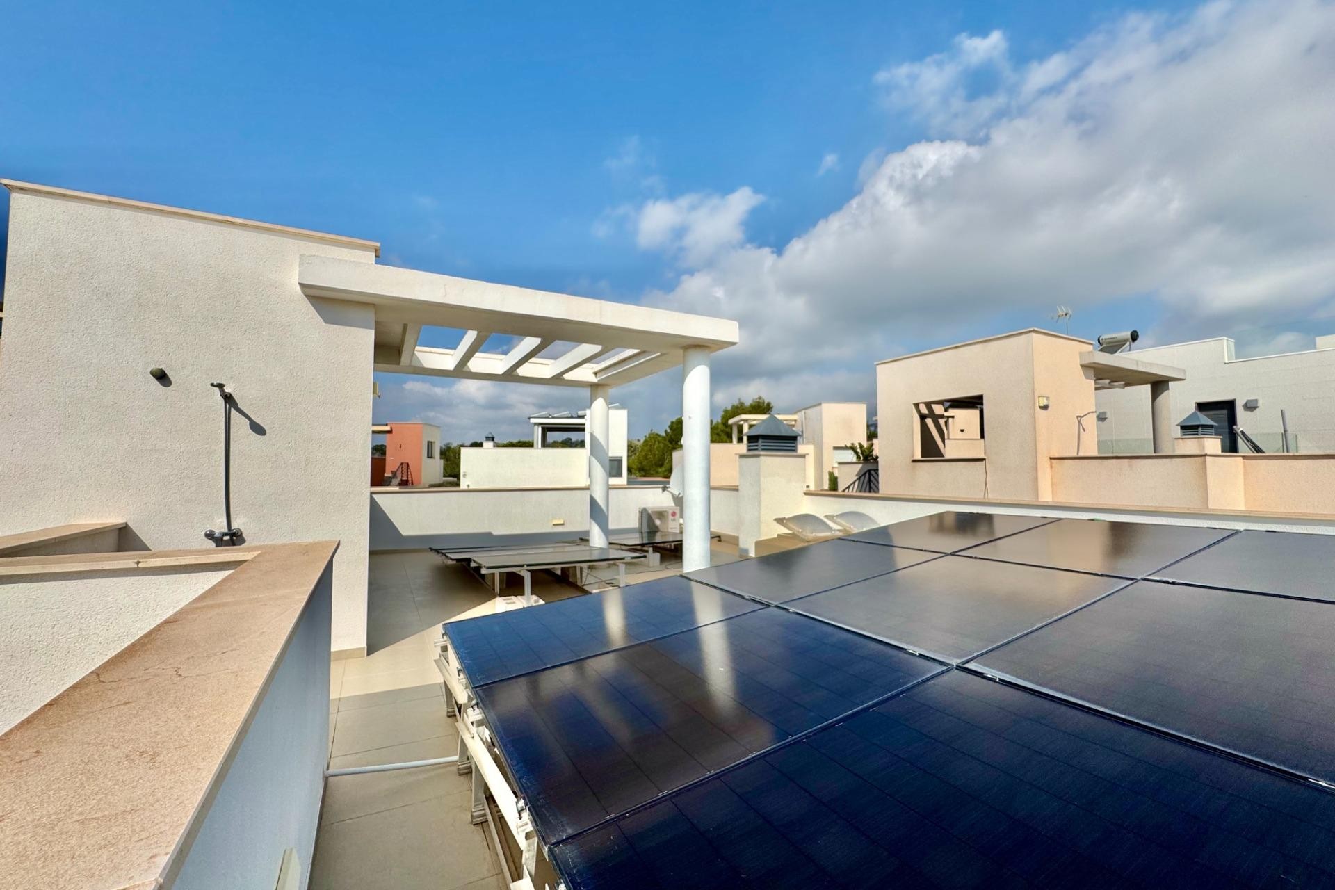 Resale - Villa -
San Miguel de Salinas - Bellavista