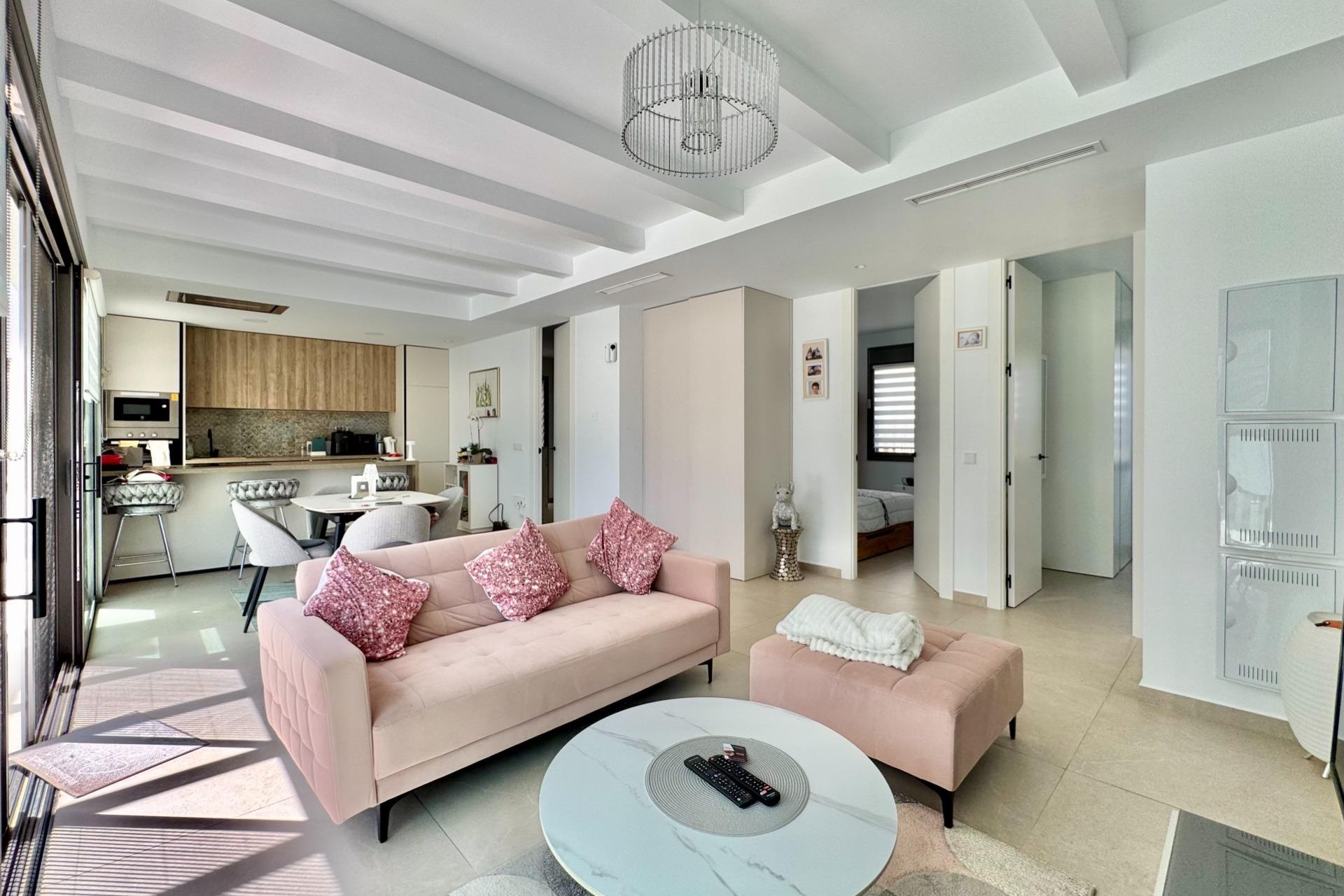 Resale - Villa -
San Miguel de Salinas - Blue Lagoon - Galán