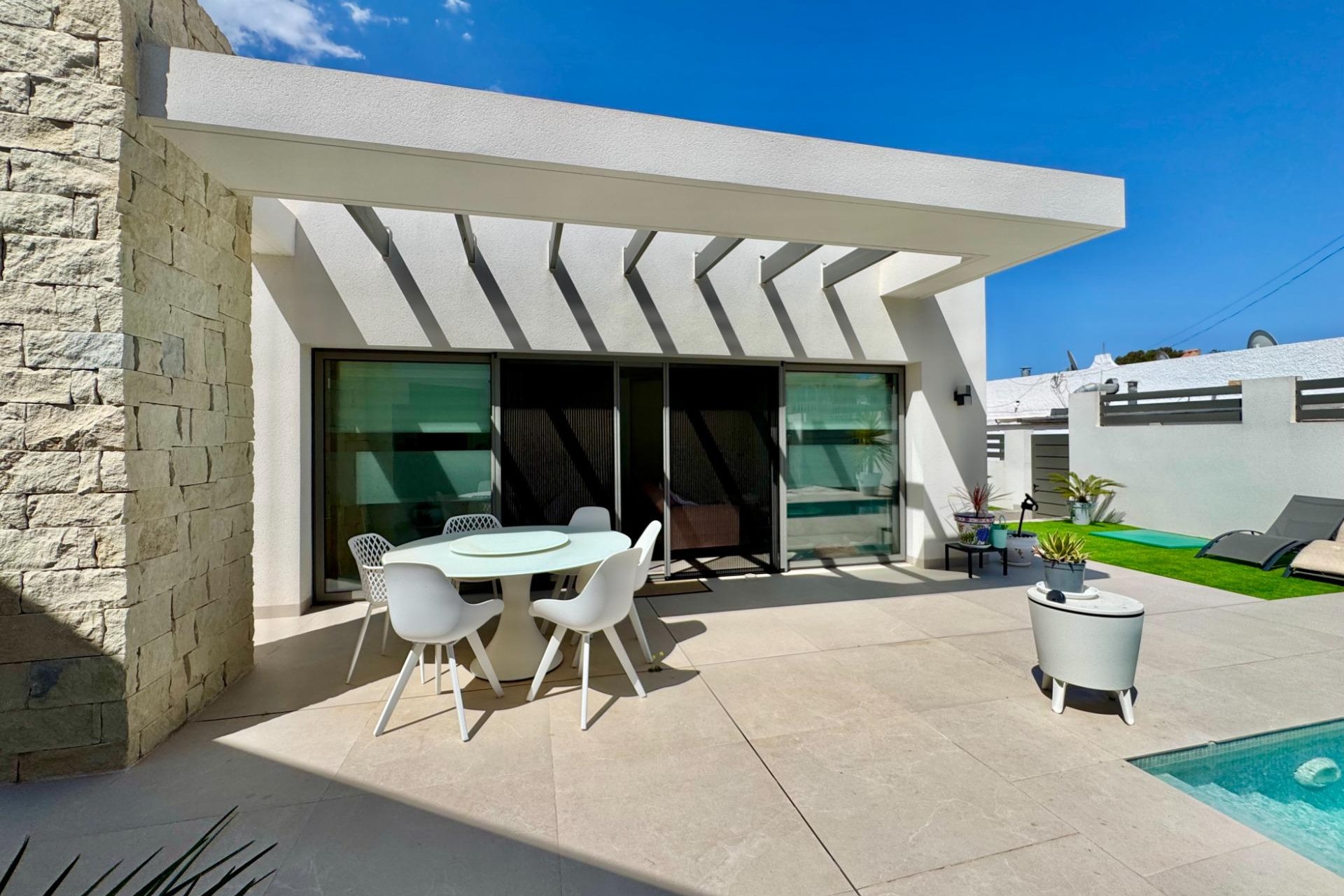 Resale - Villa -
San Miguel de Salinas - Blue Lagoon - Galán