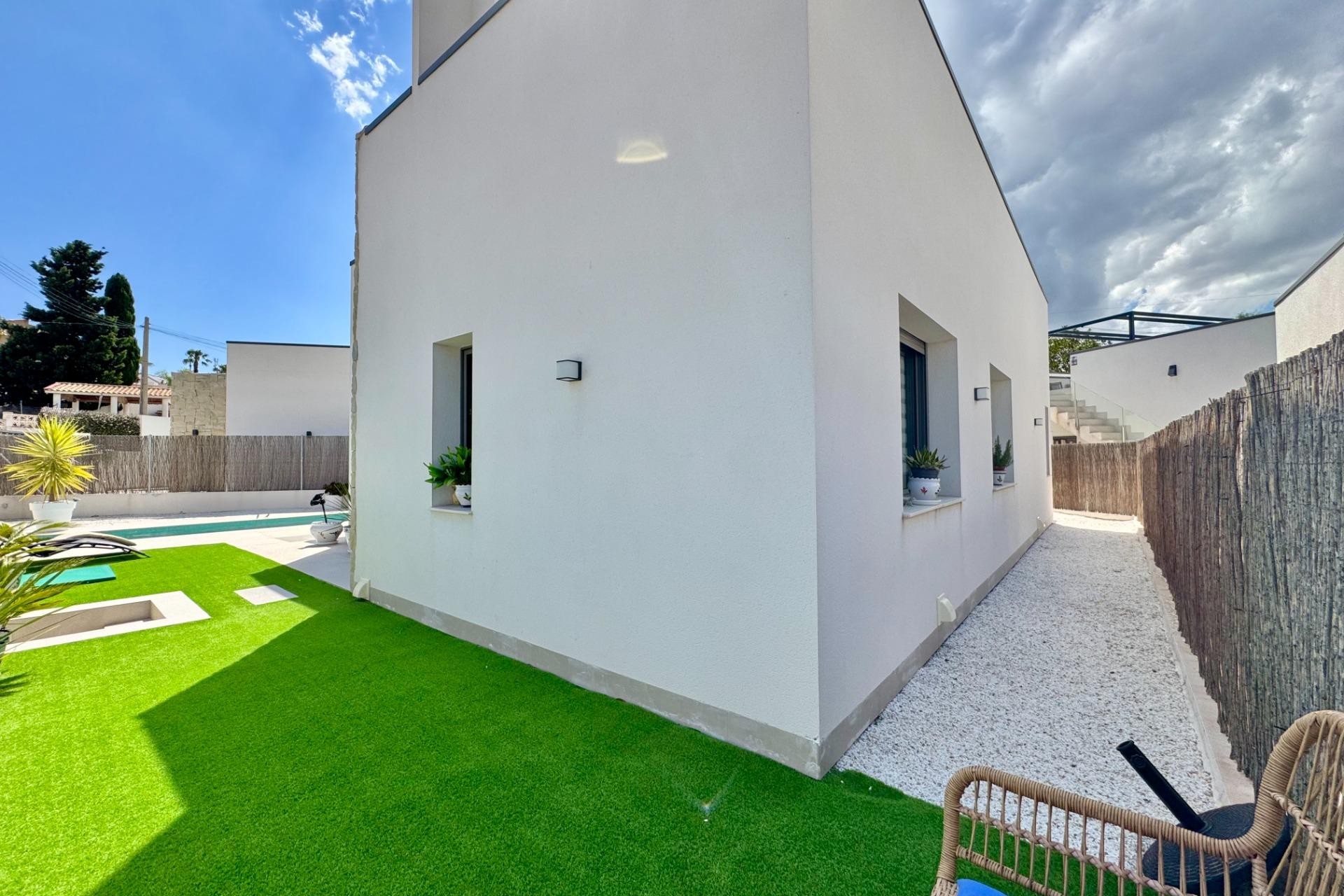 Resale - Villa -
San Miguel de Salinas - Blue Lagoon - Galán