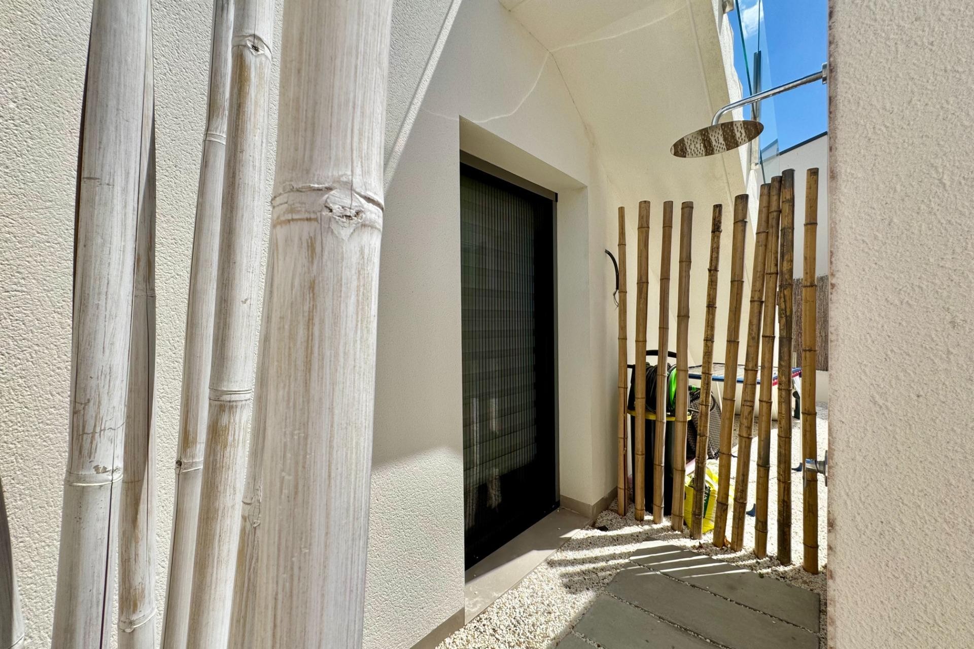 Resale - Villa -
San Miguel de Salinas - Blue Lagoon - Galán