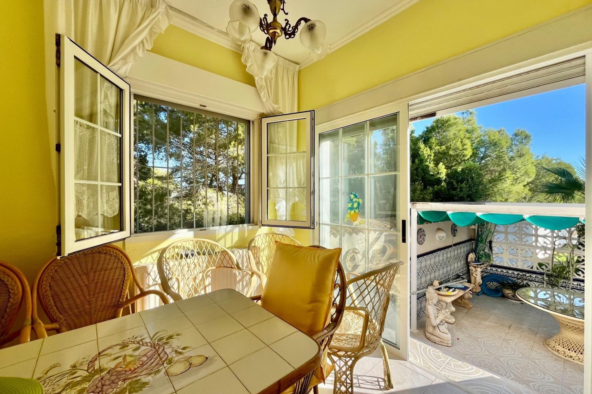 Resale - Villa -
San Miguel de Salinas - Blue Lagoon
