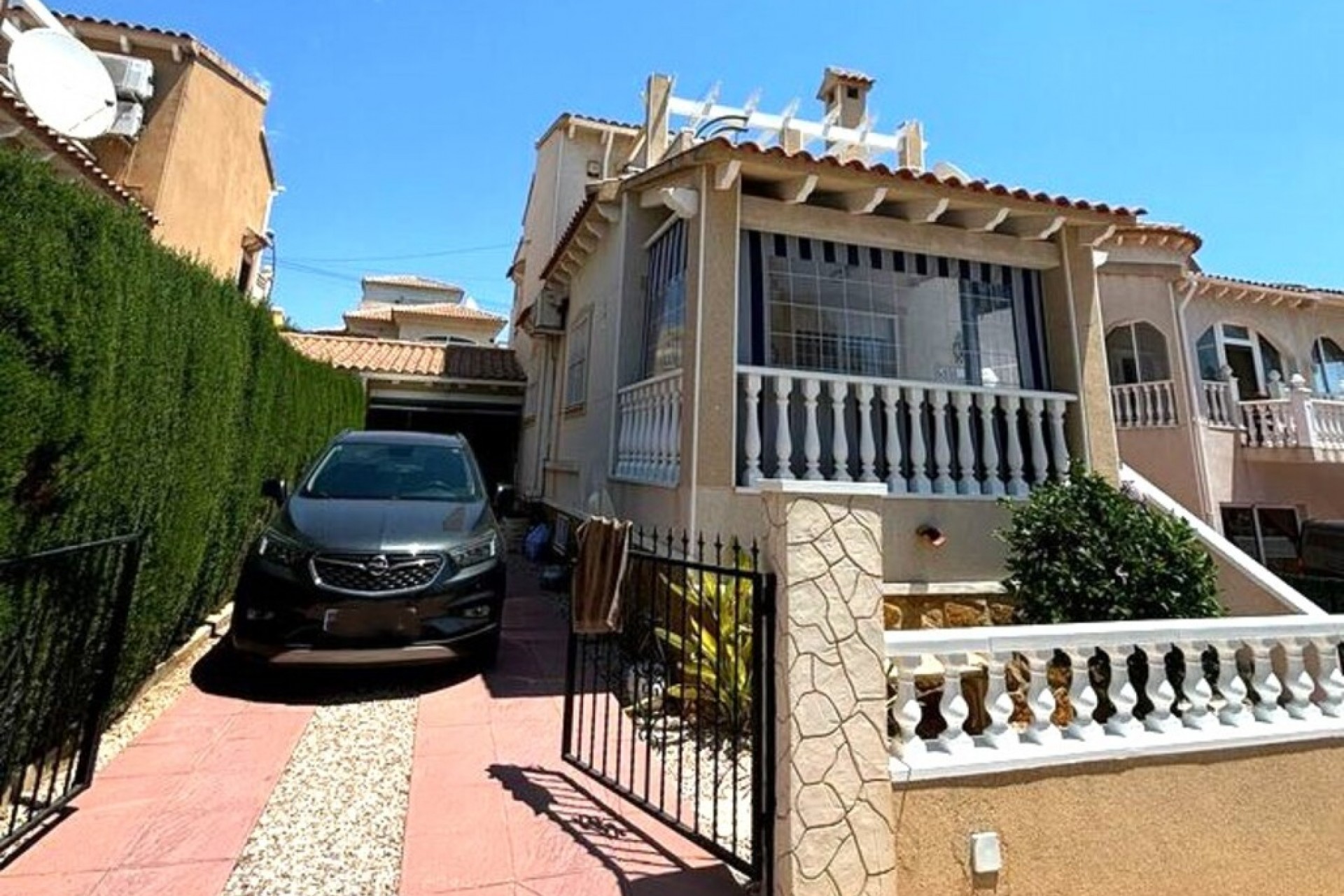 Resale - Villa -
San Miguel de Salinas - Inland